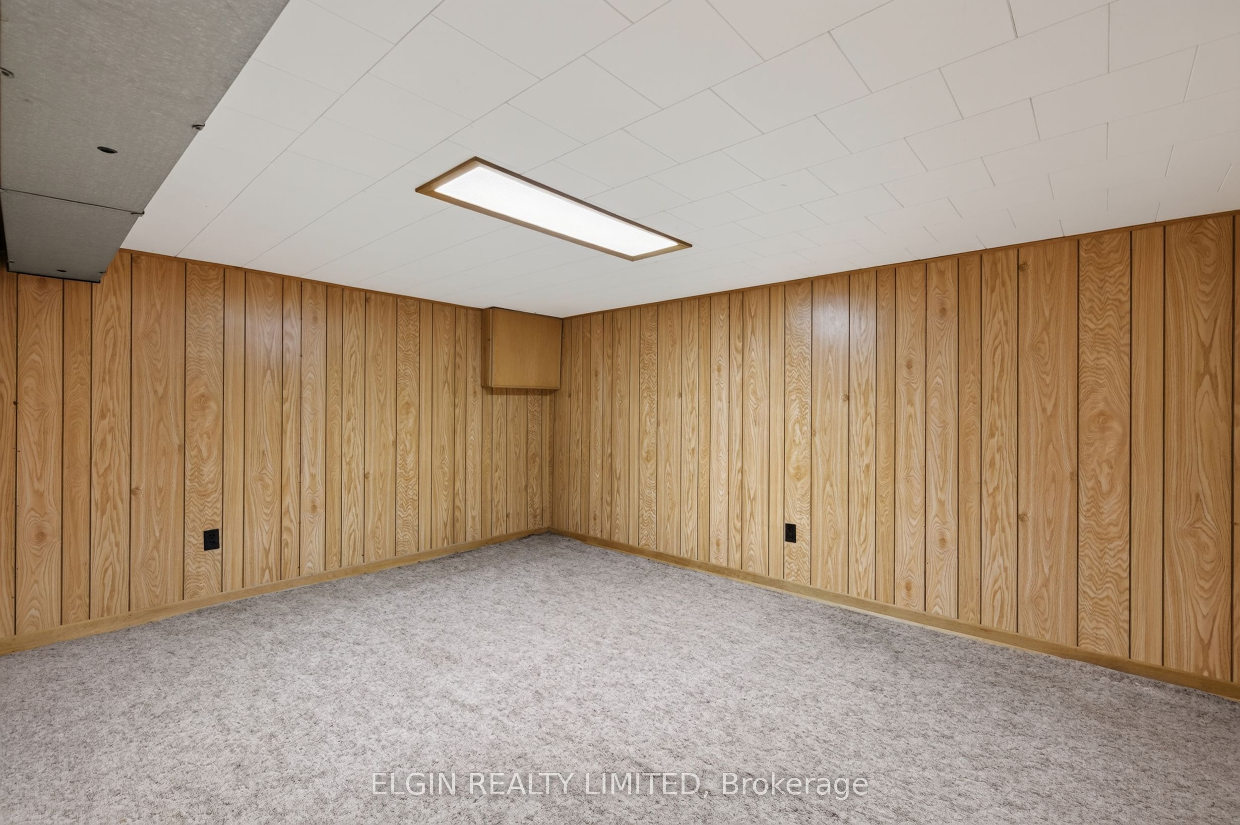 90 Dunkirk Drive Property Photo 18