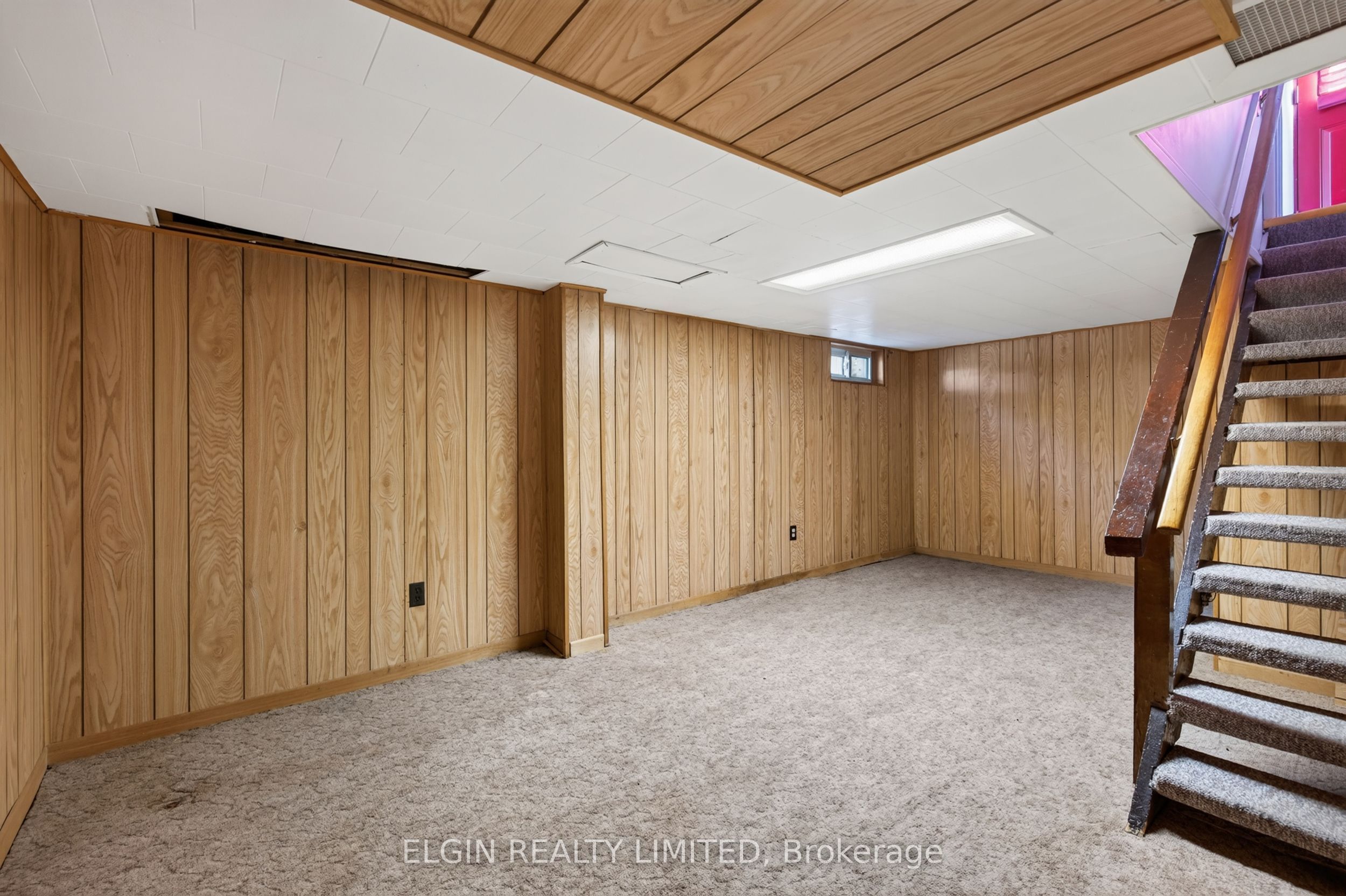 90 Dunkirk Drive Property Photo 22