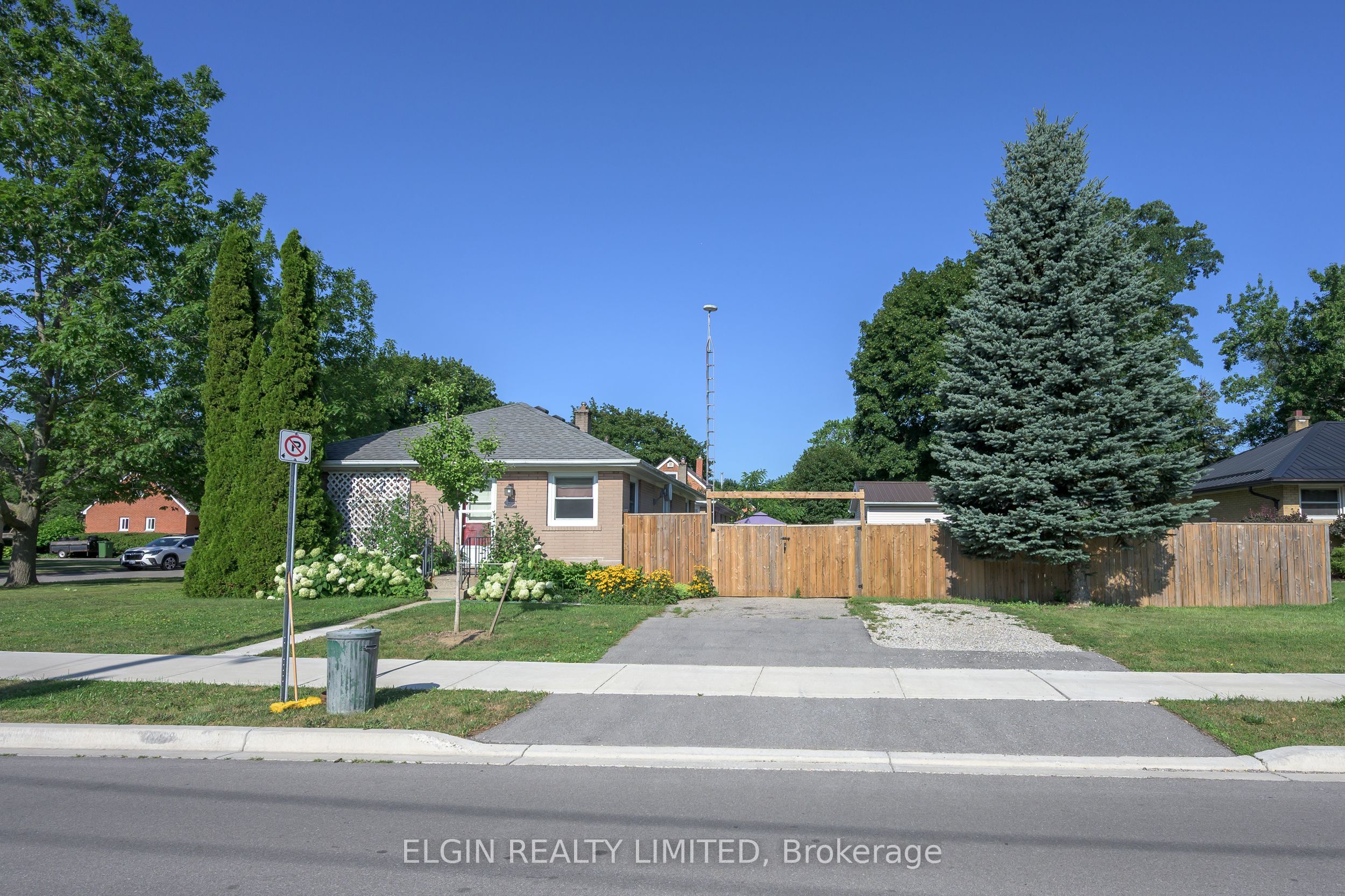 90 Dunkirk Drive Property Photo 23