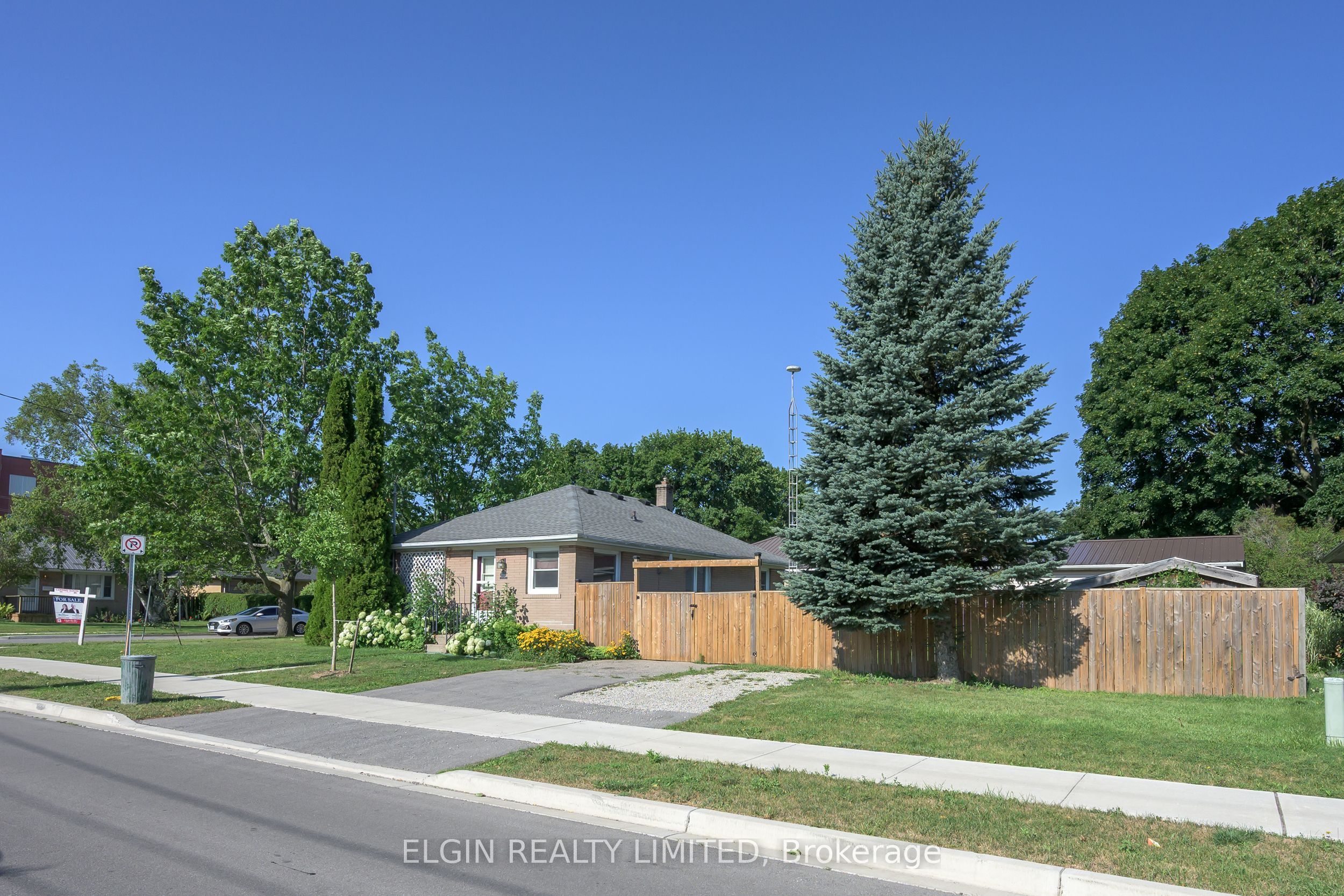 90 Dunkirk Drive Property Photo 27