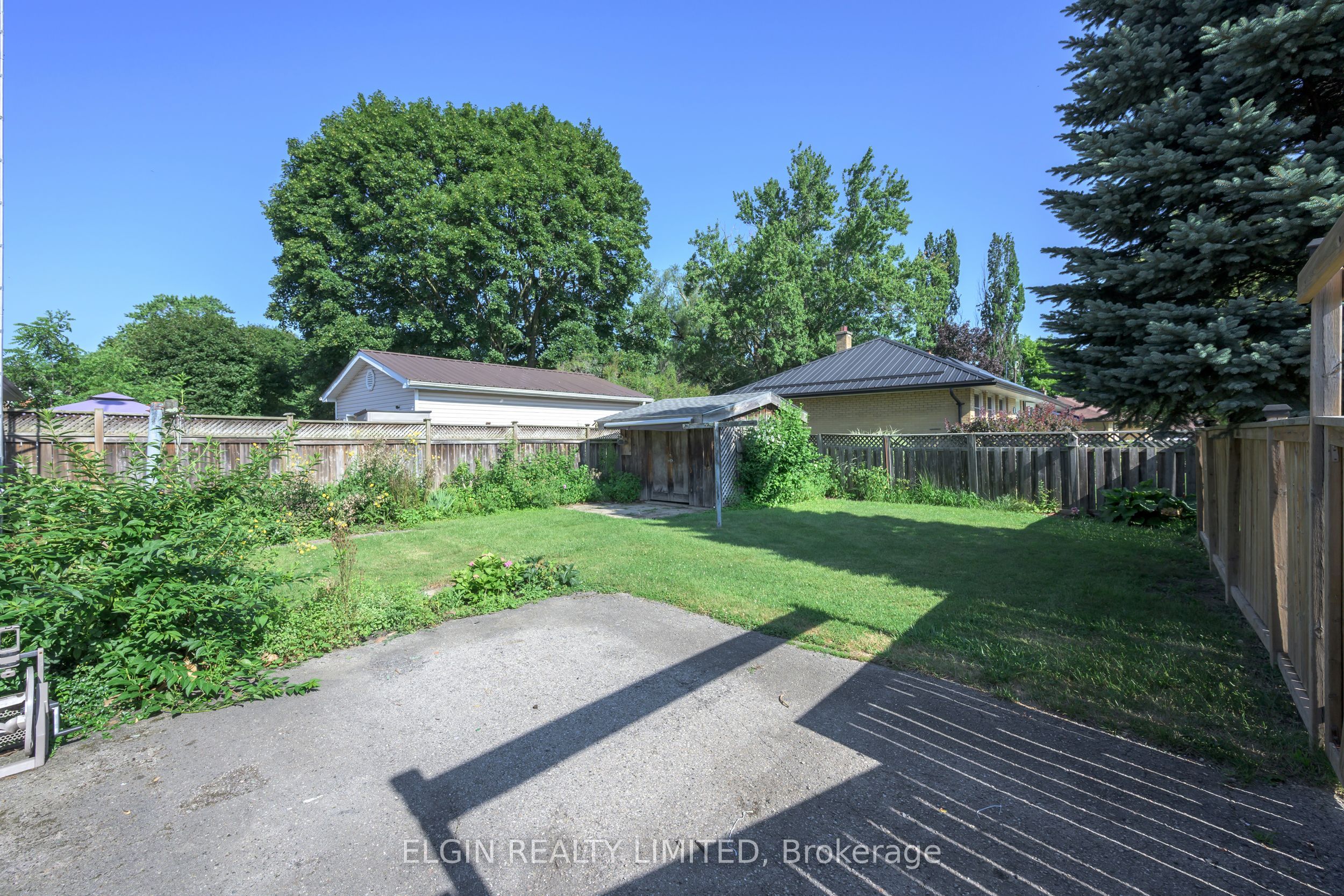 90 Dunkirk Drive Property Photo 30