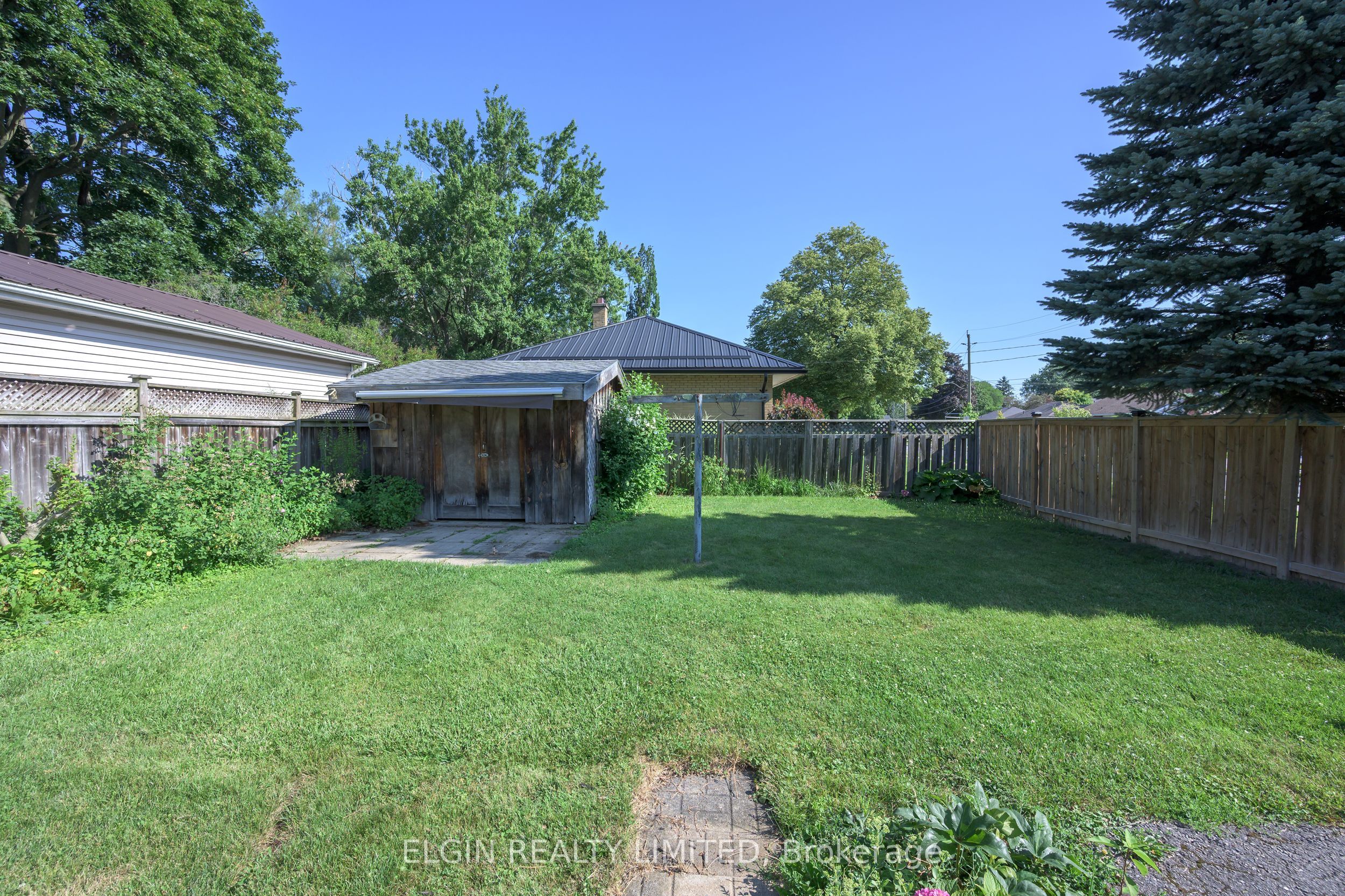 90 Dunkirk Drive Property Photo 32