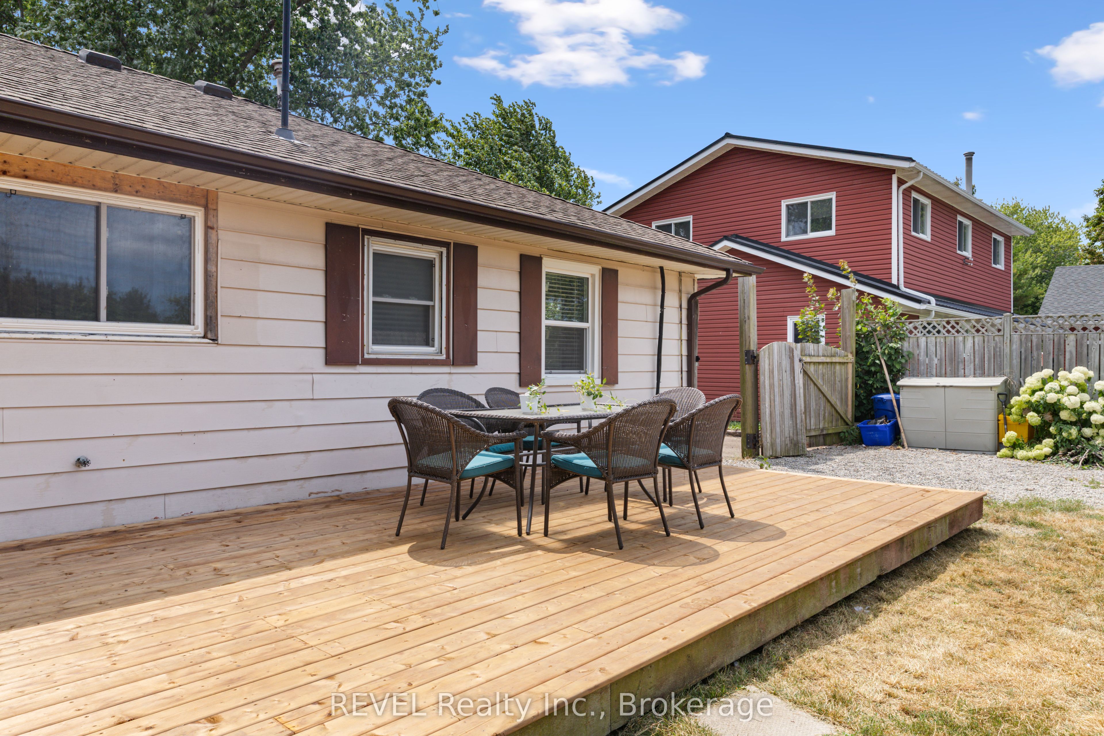2906 June Road Property Photo 29