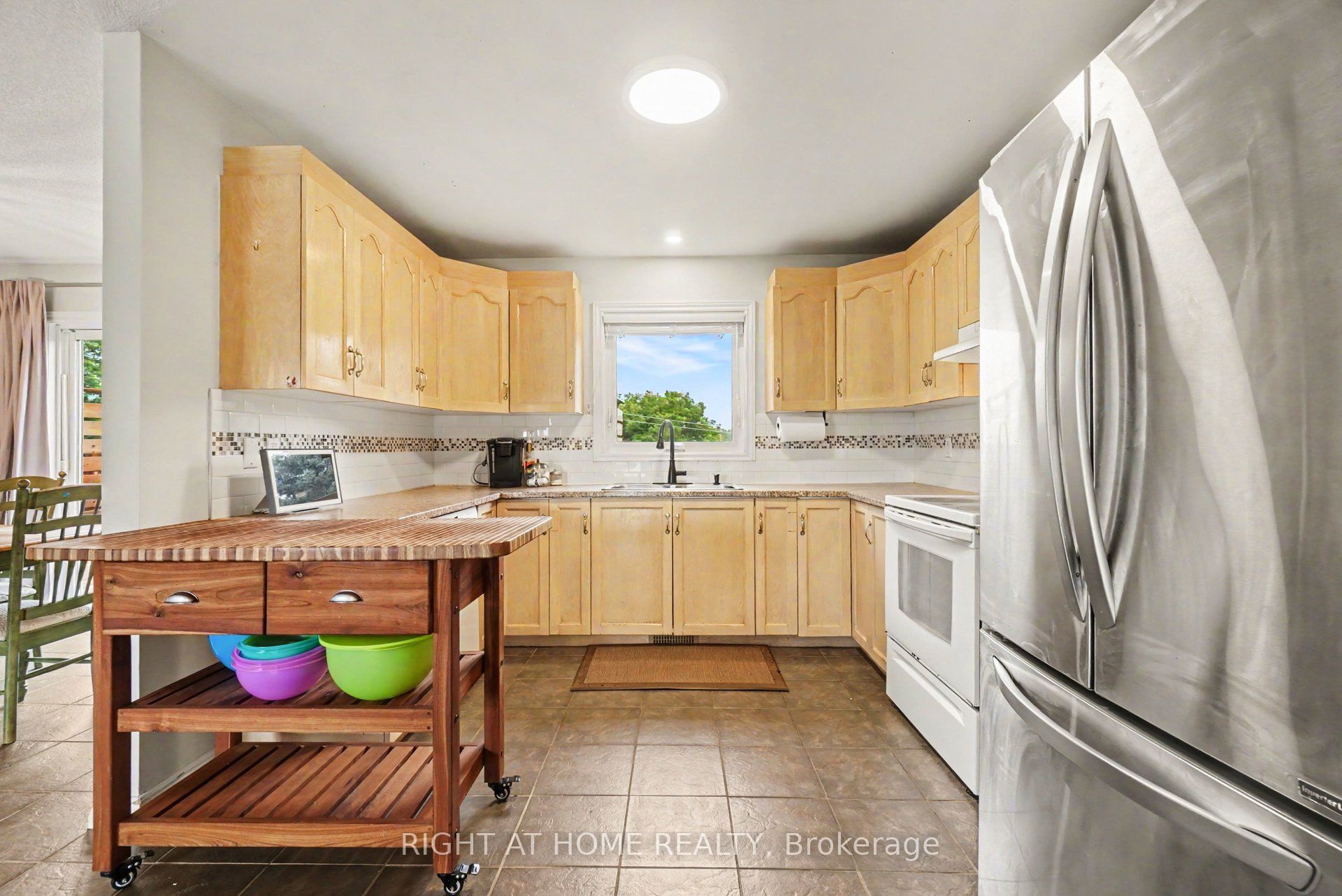 3320 Gendron Road Property Photo 12