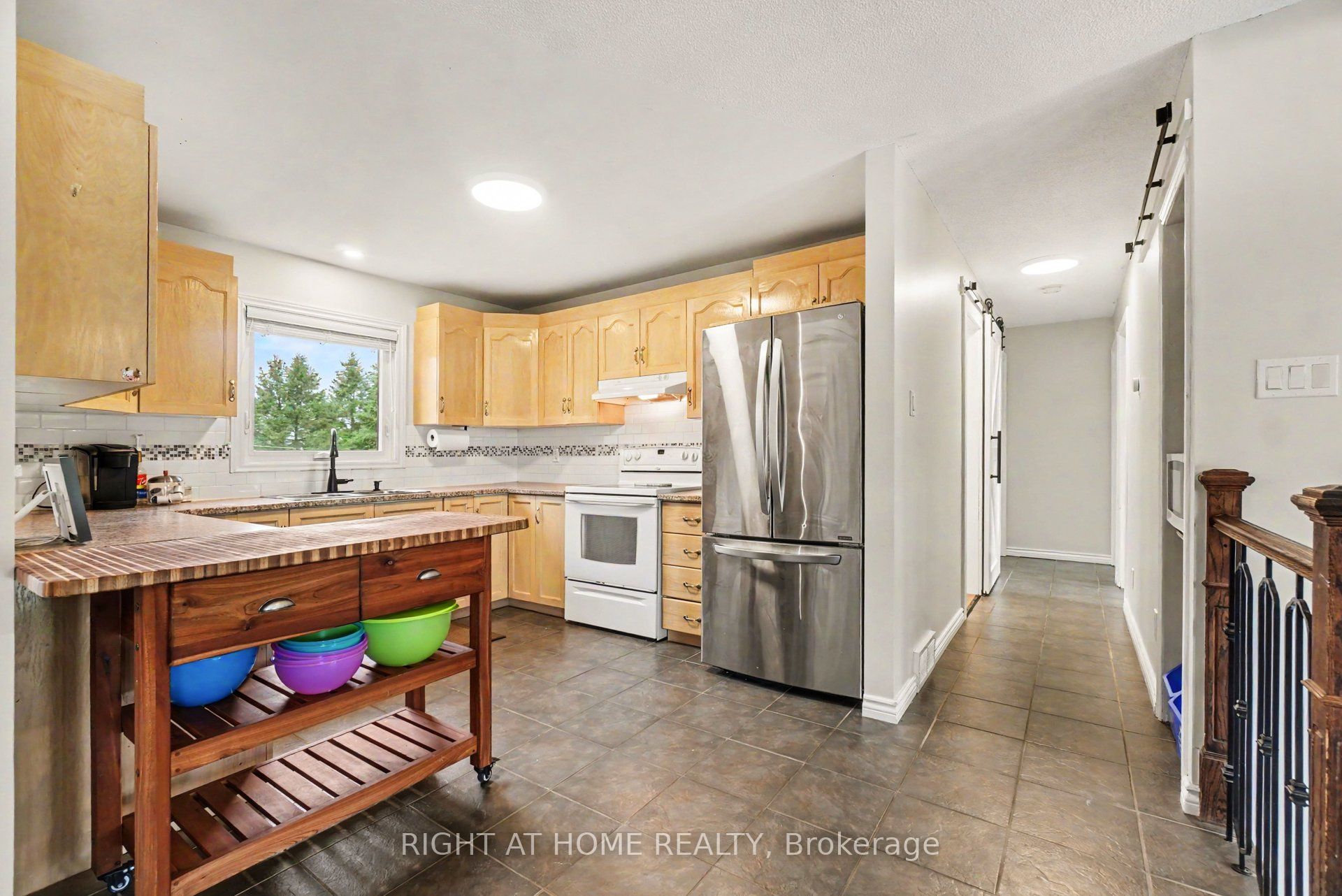 3320 Gendron Road Property Photo 13