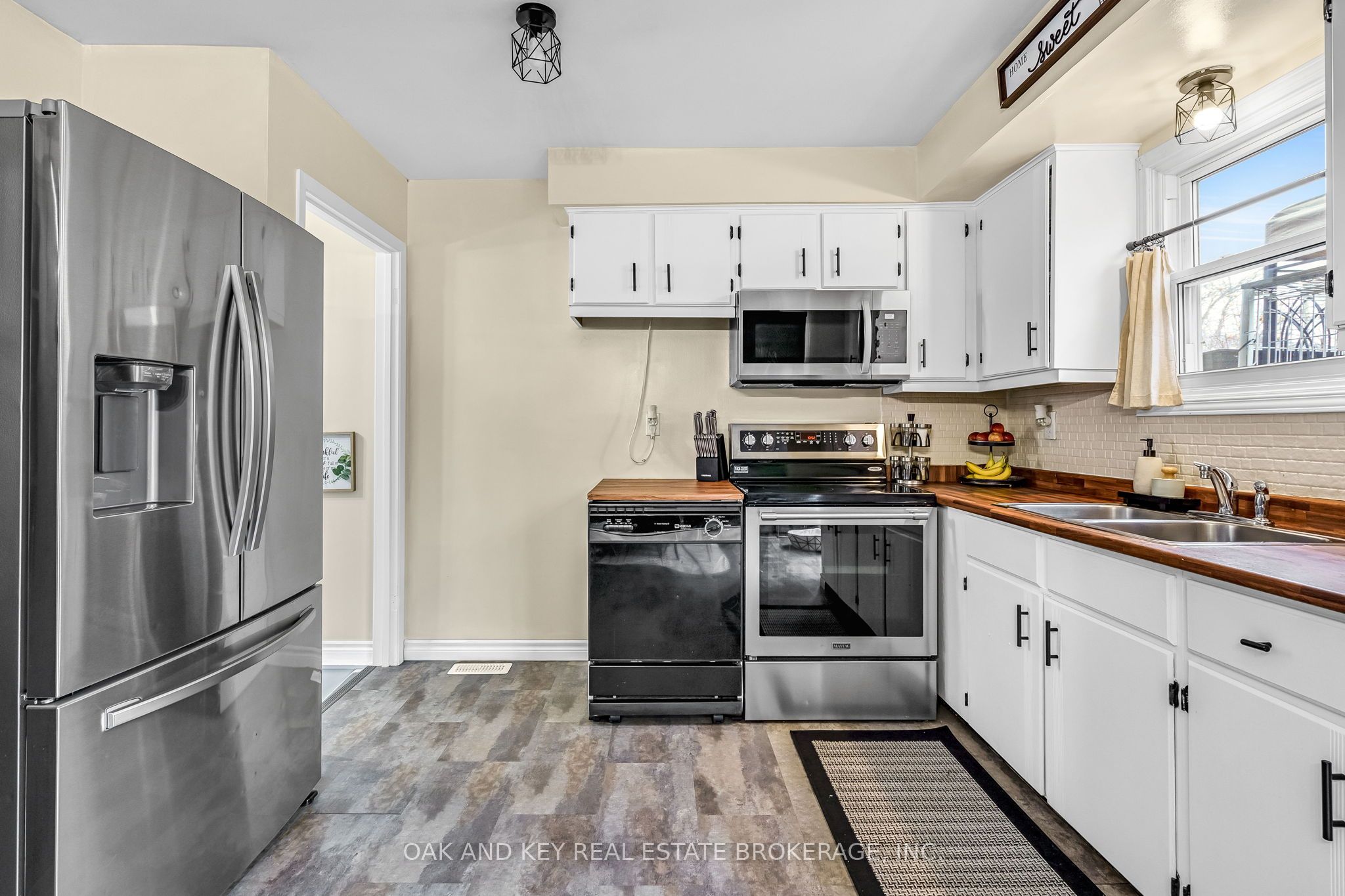 26 Sinclair Avenue Property Photo 7