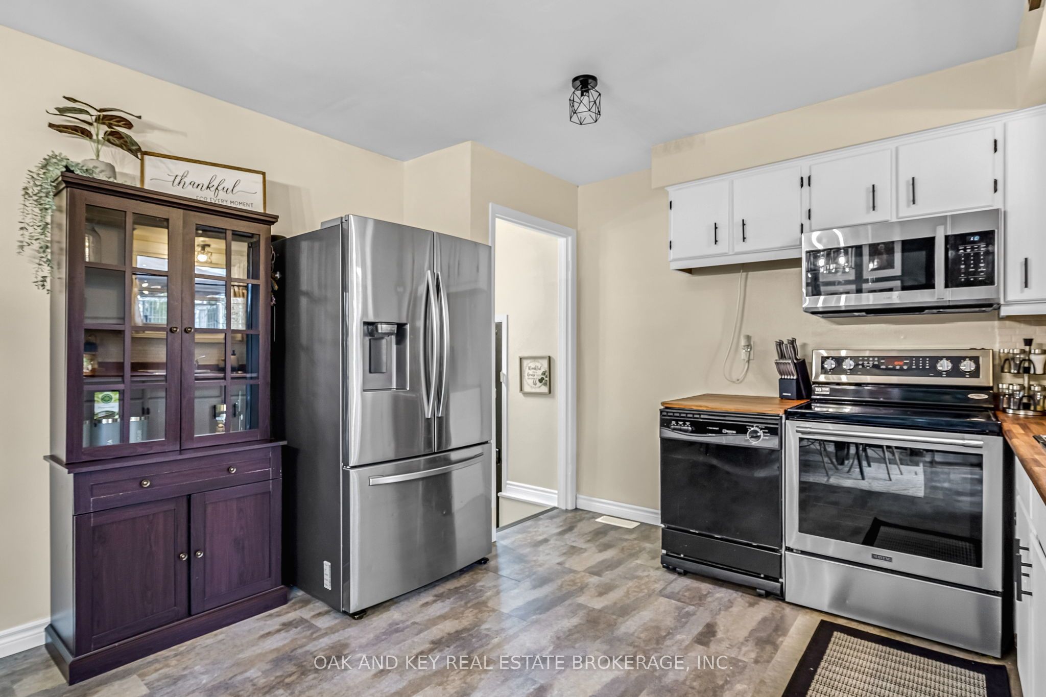 26 Sinclair Avenue Property Photo 8