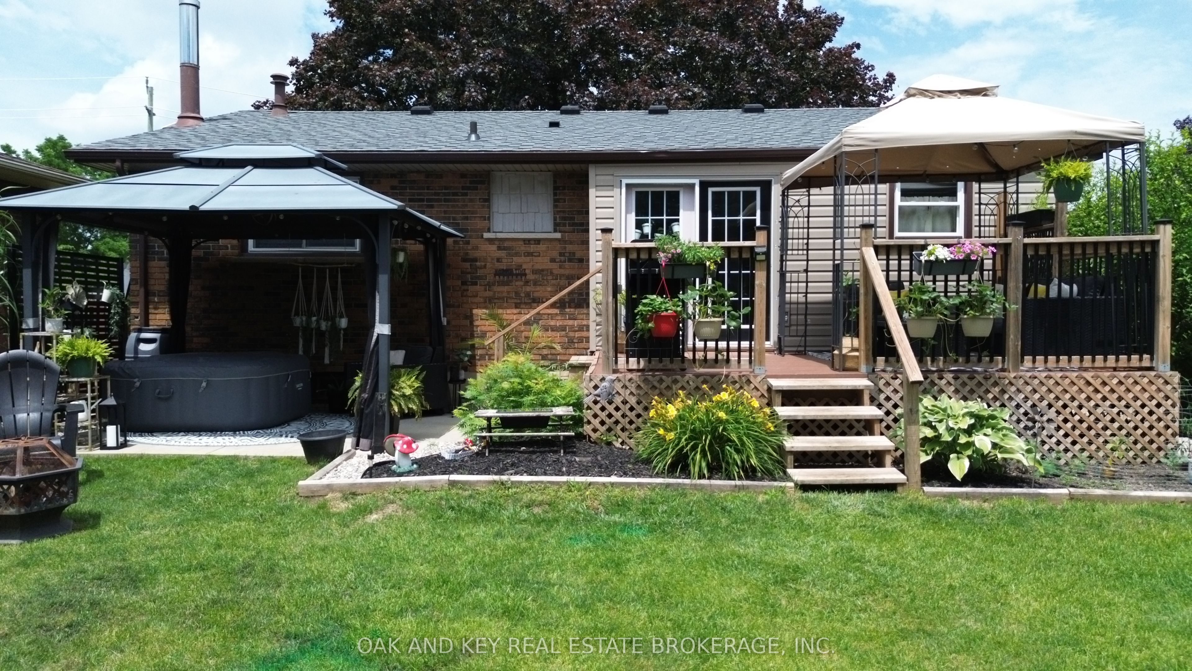 26 Sinclair Avenue Property Photo 29