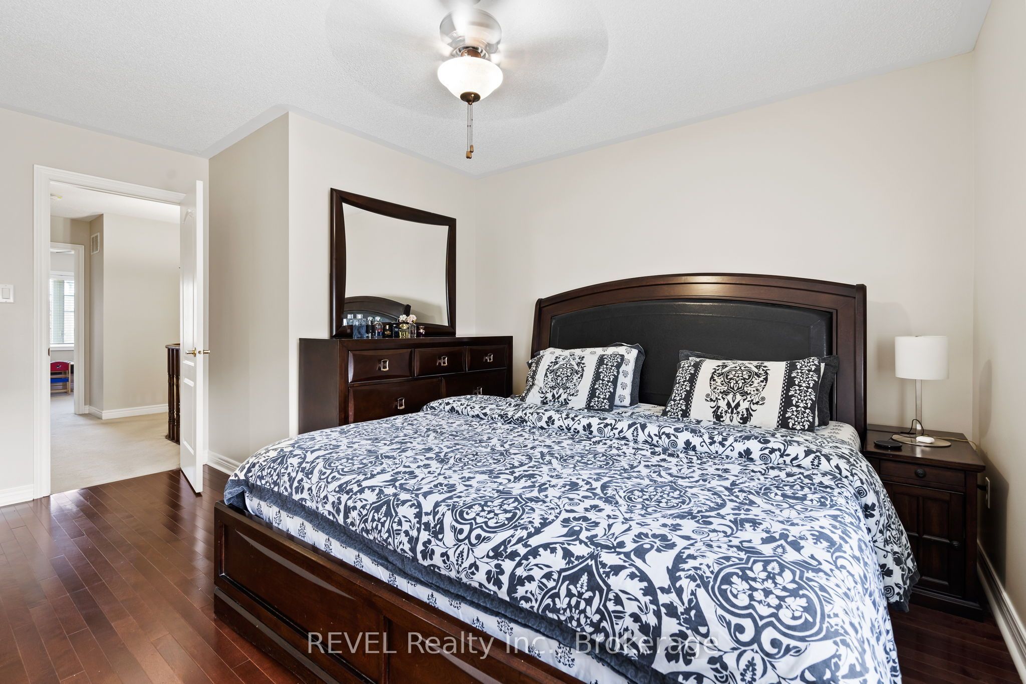 25 Colonel Lyall Street Property Photo 14
