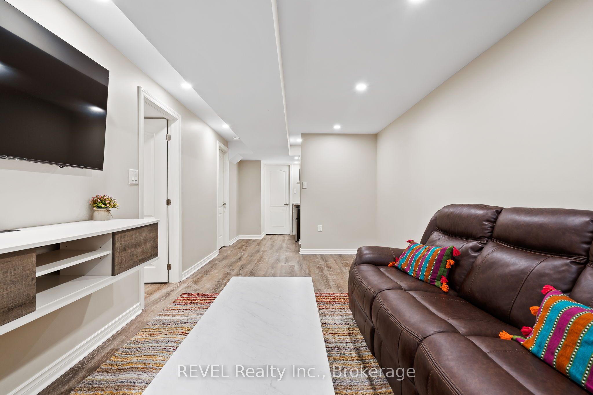 25 Colonel Lyall Street Property Photo 21