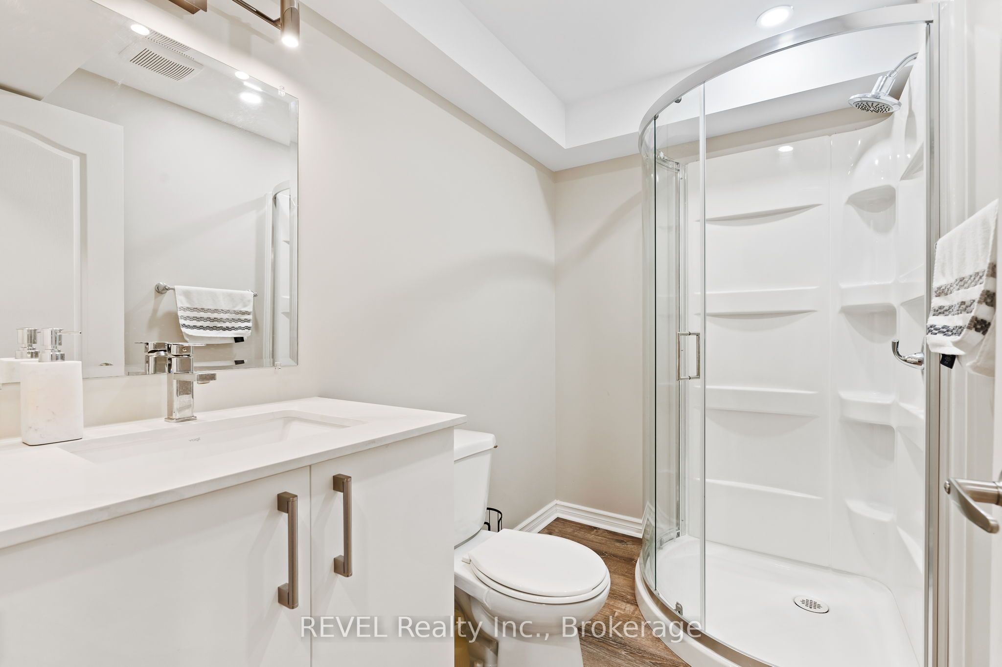 25 Colonel Lyall Street Property Photo 24