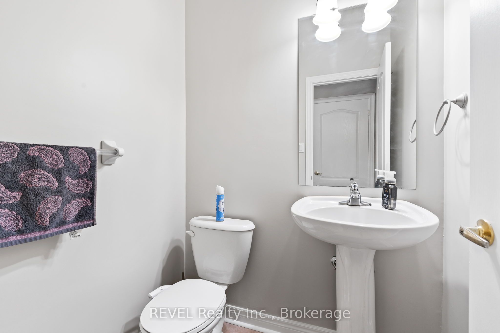 25 Colonel Lyall Street Property Photo 26