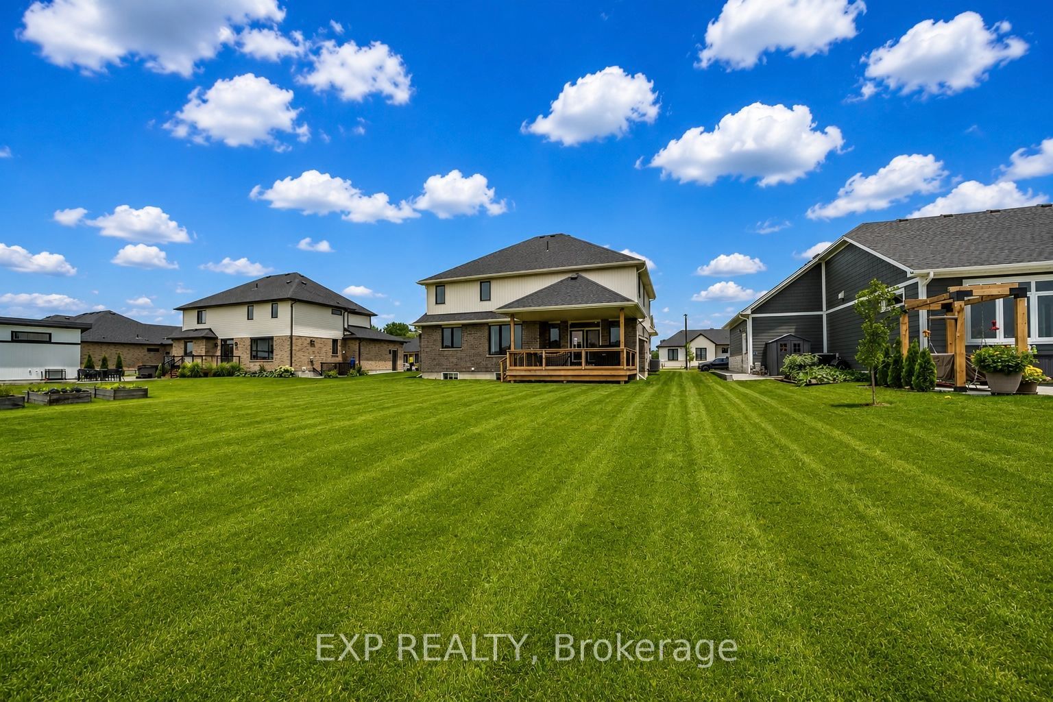 120 Lila Street Property Photo 4