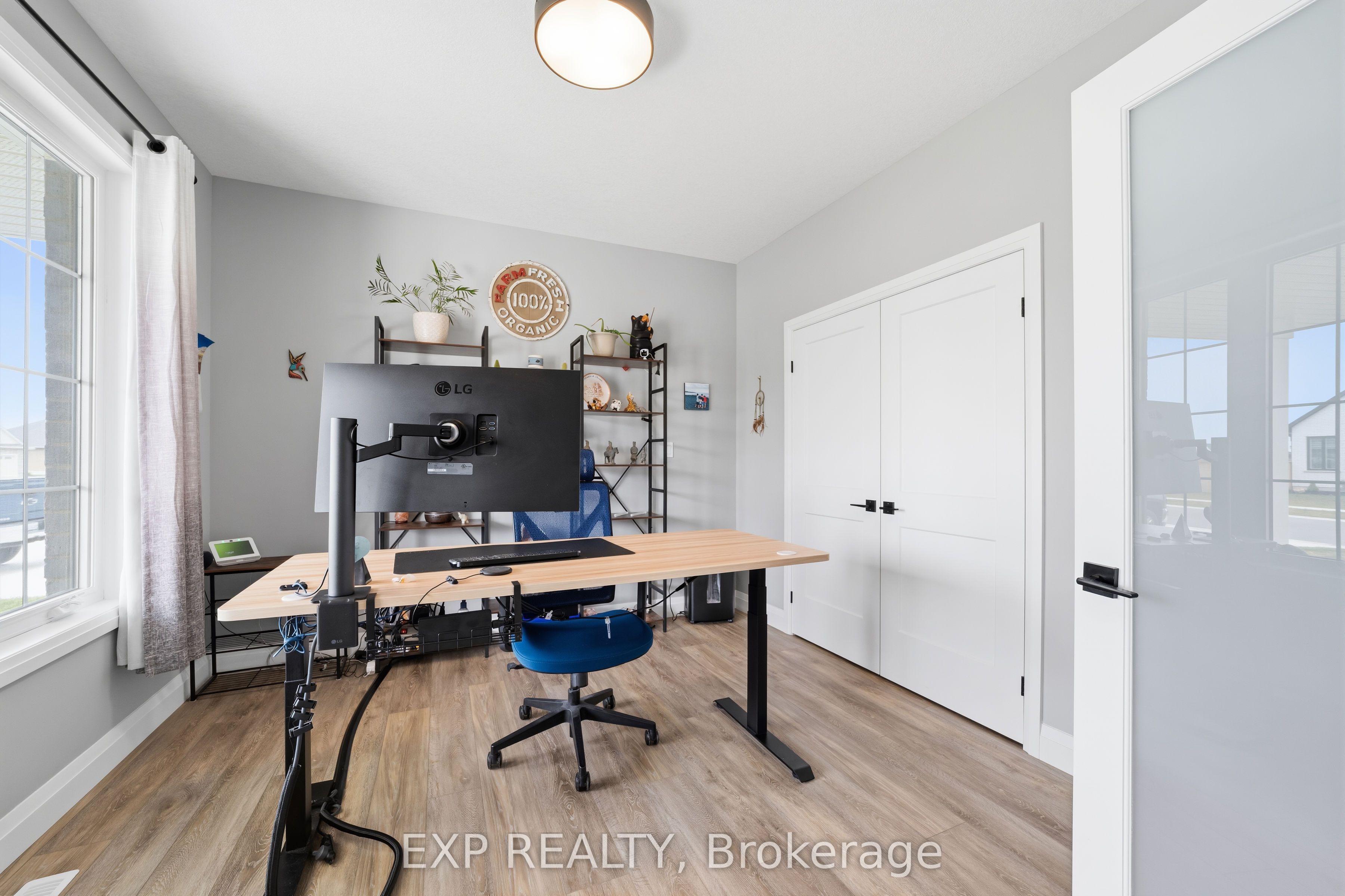 120 Lila Street Property Photo 10