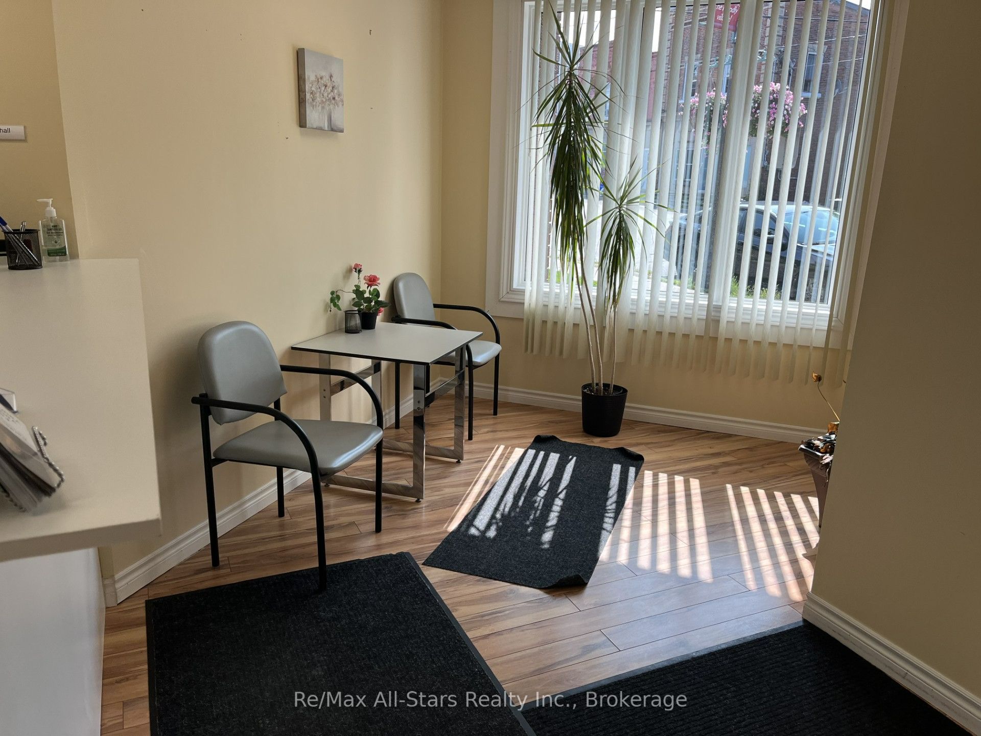 82 King Street Property Photo 4