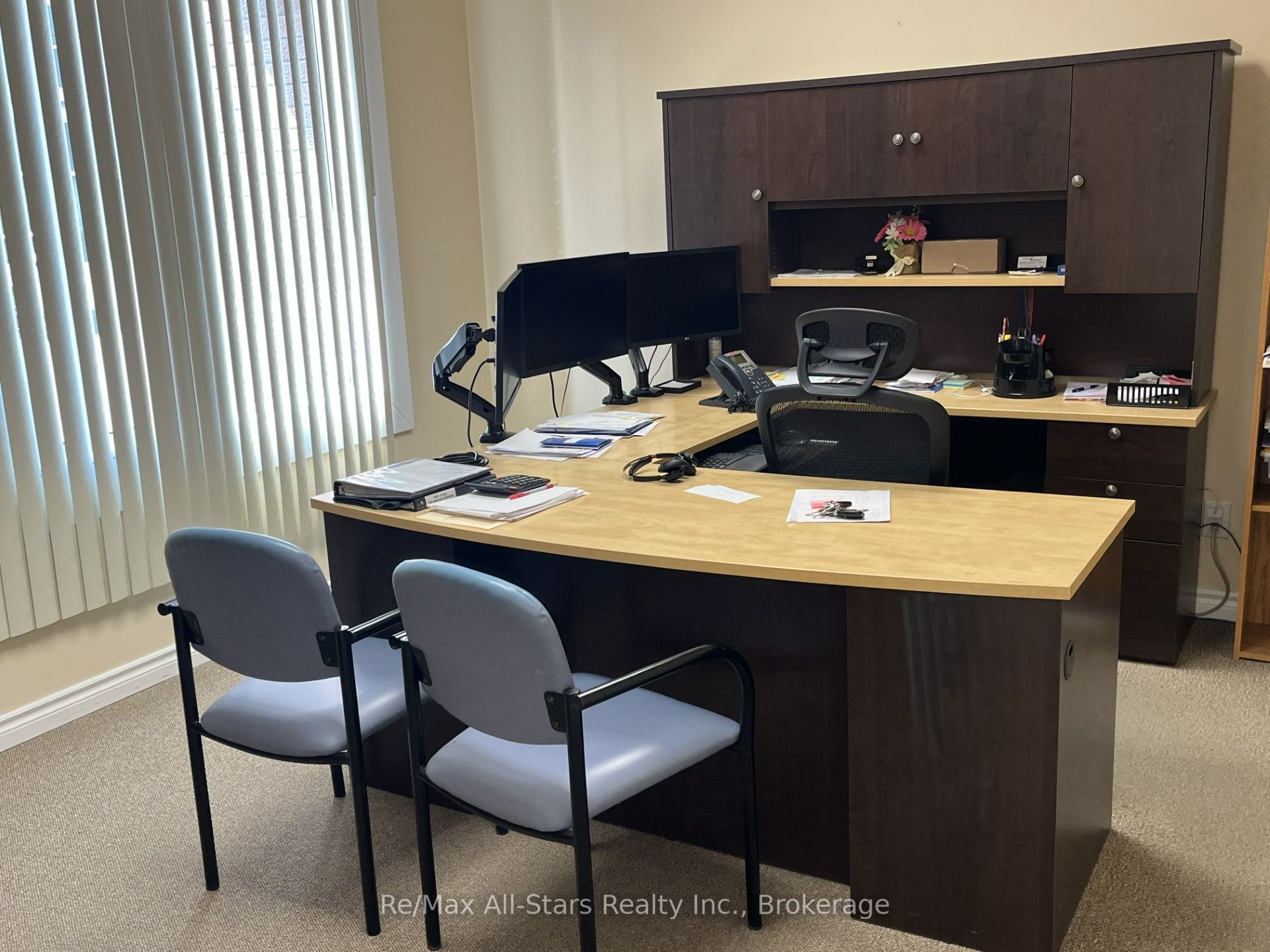 82 King Street Property Photo 6