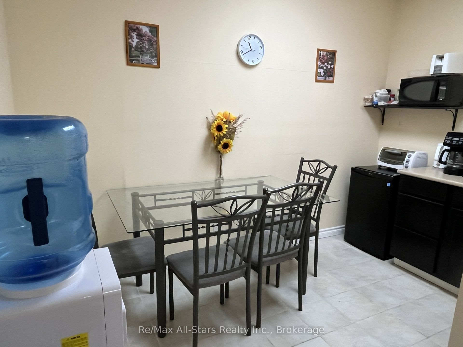 82 King Street Property Photo 10