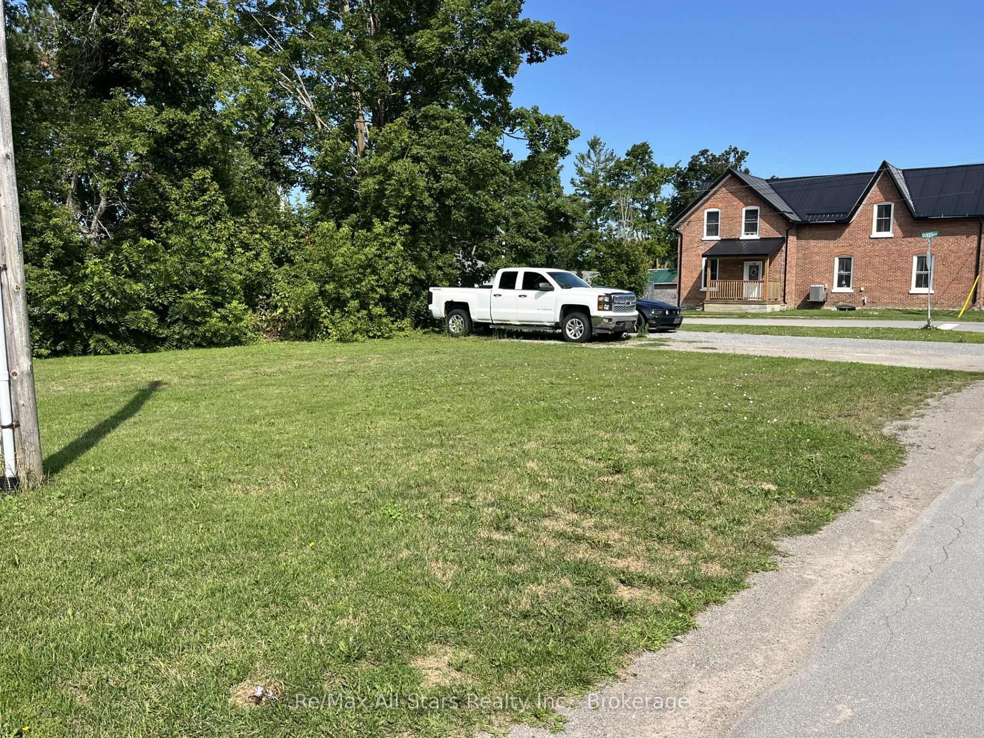 82 King Street Property Photo 23