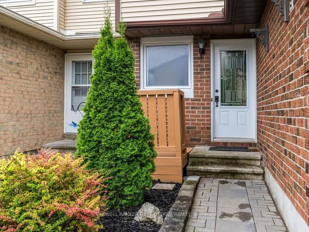 75 Sundback Lane Property Photo 3