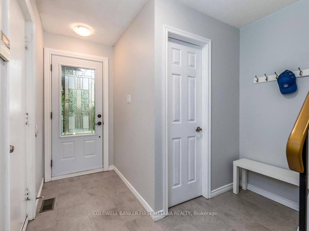 75 Sundback Lane Property Photo 5