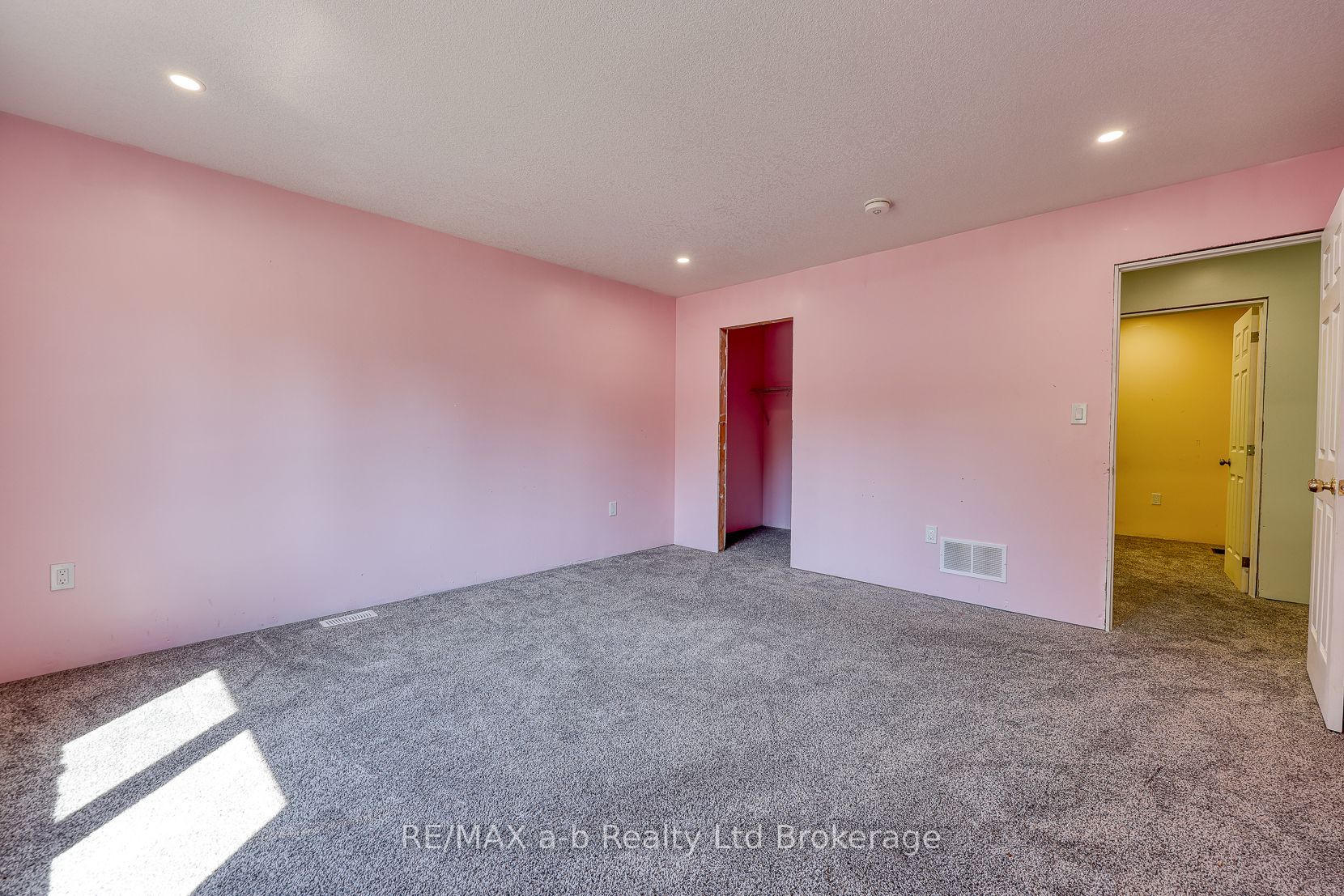 287 24 Highway W Road Property Photo 31
