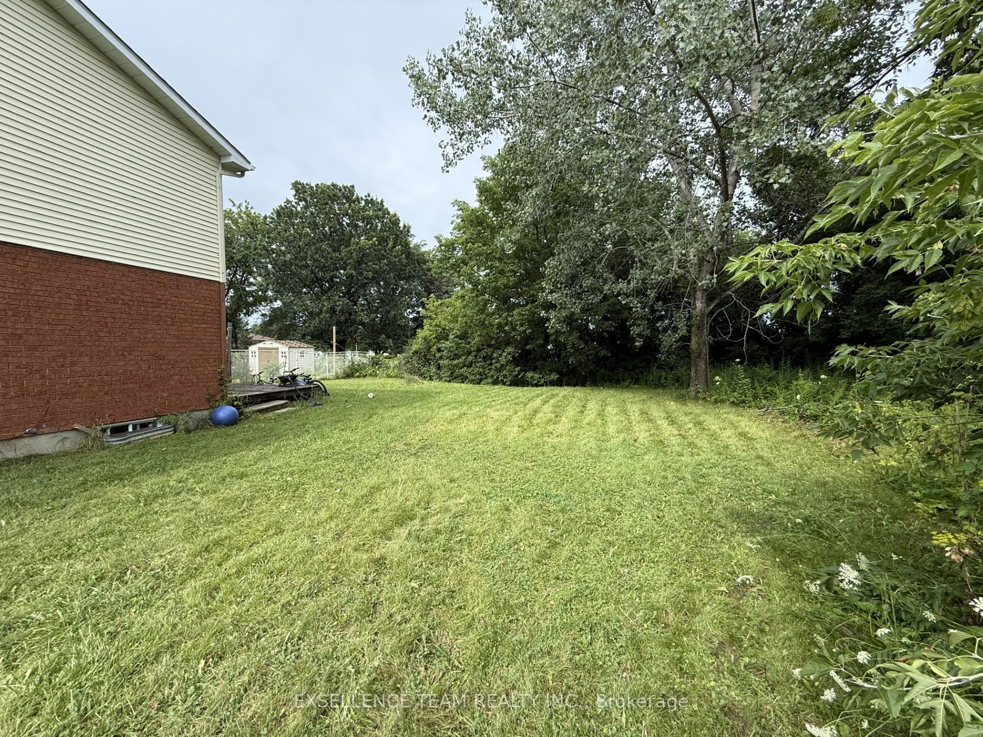 3055 Northdale Drive Property Photo 5