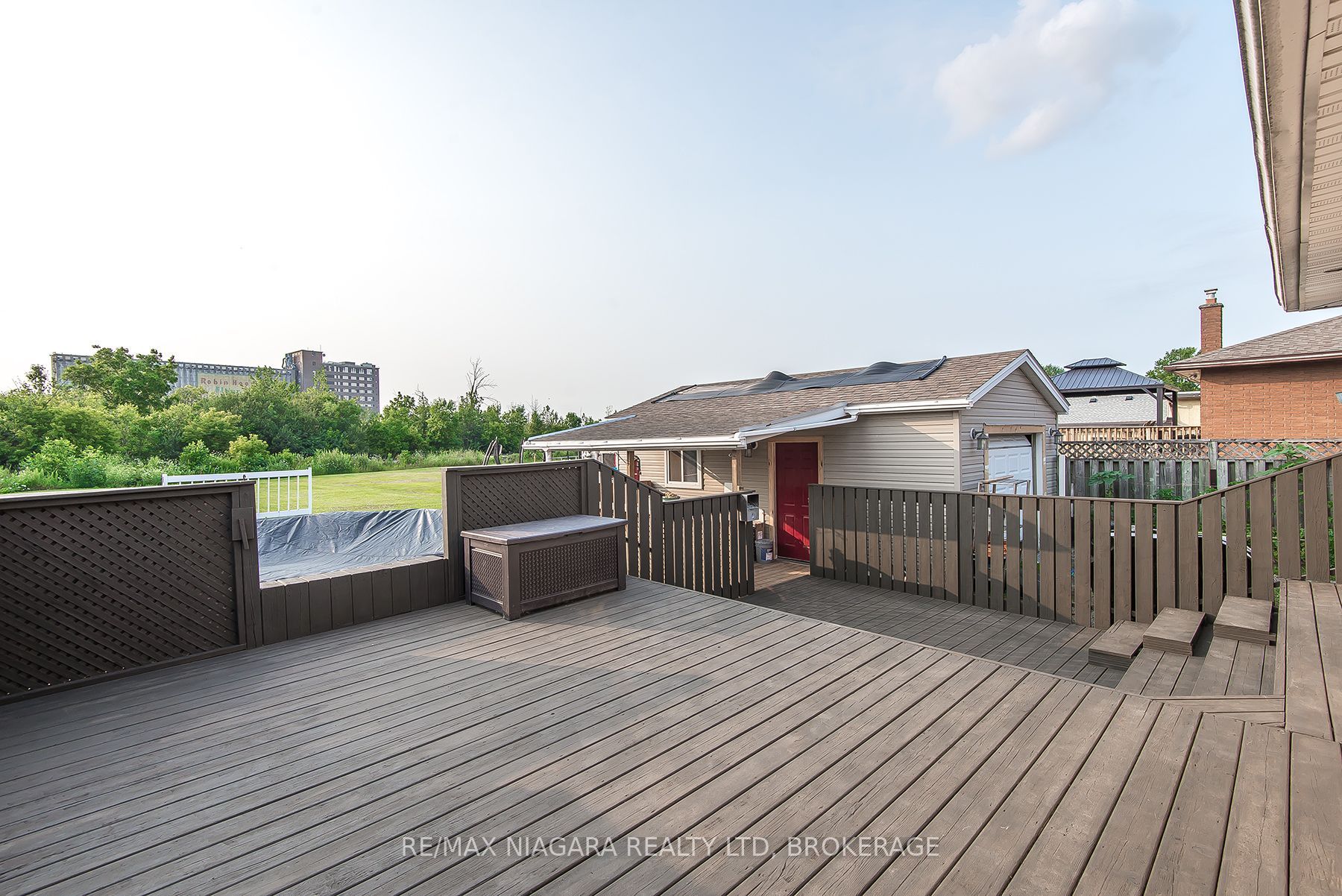 98 Chippawa Road Property Photo 10
