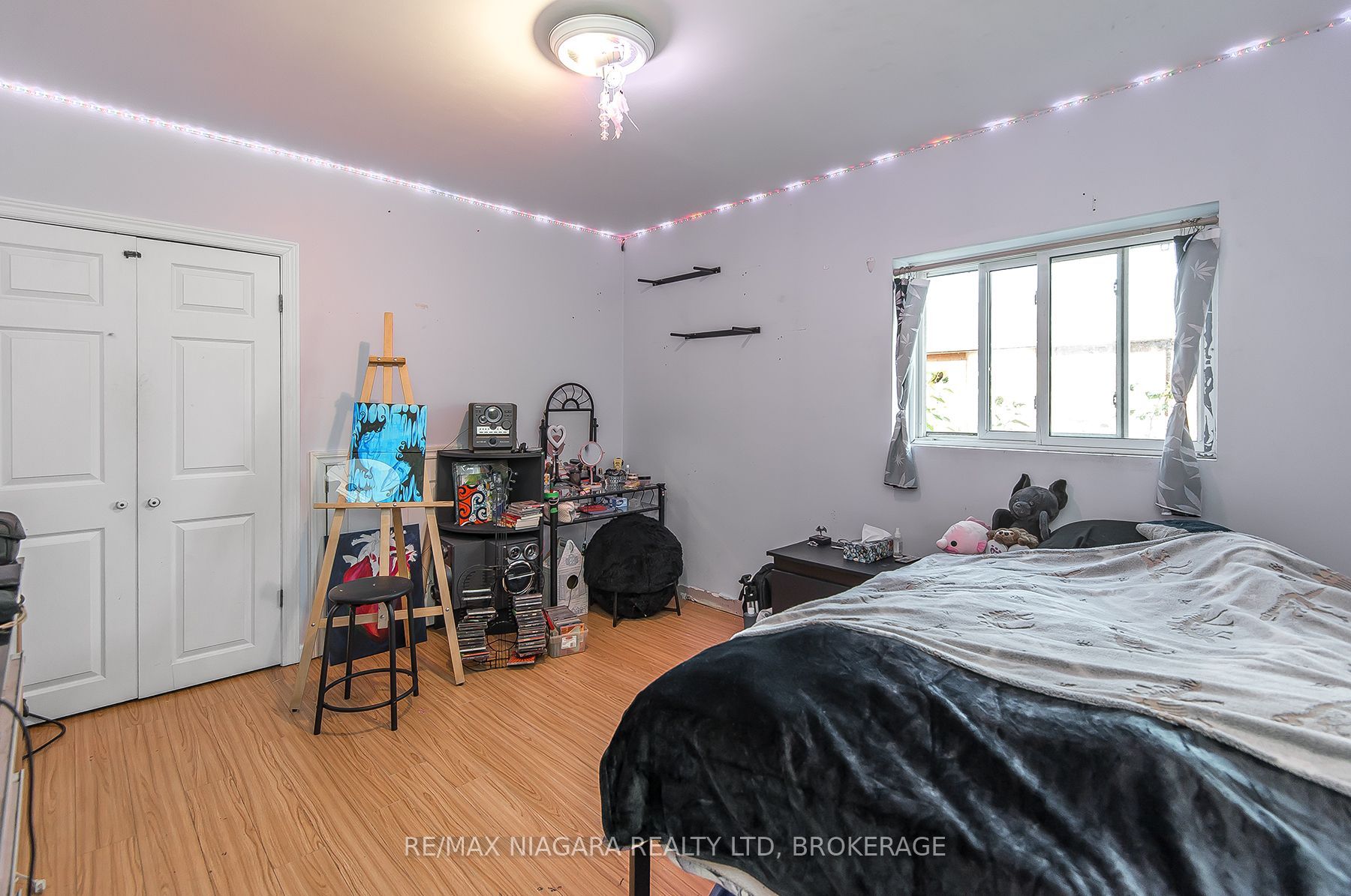 98 Chippawa Road Property Photo 10