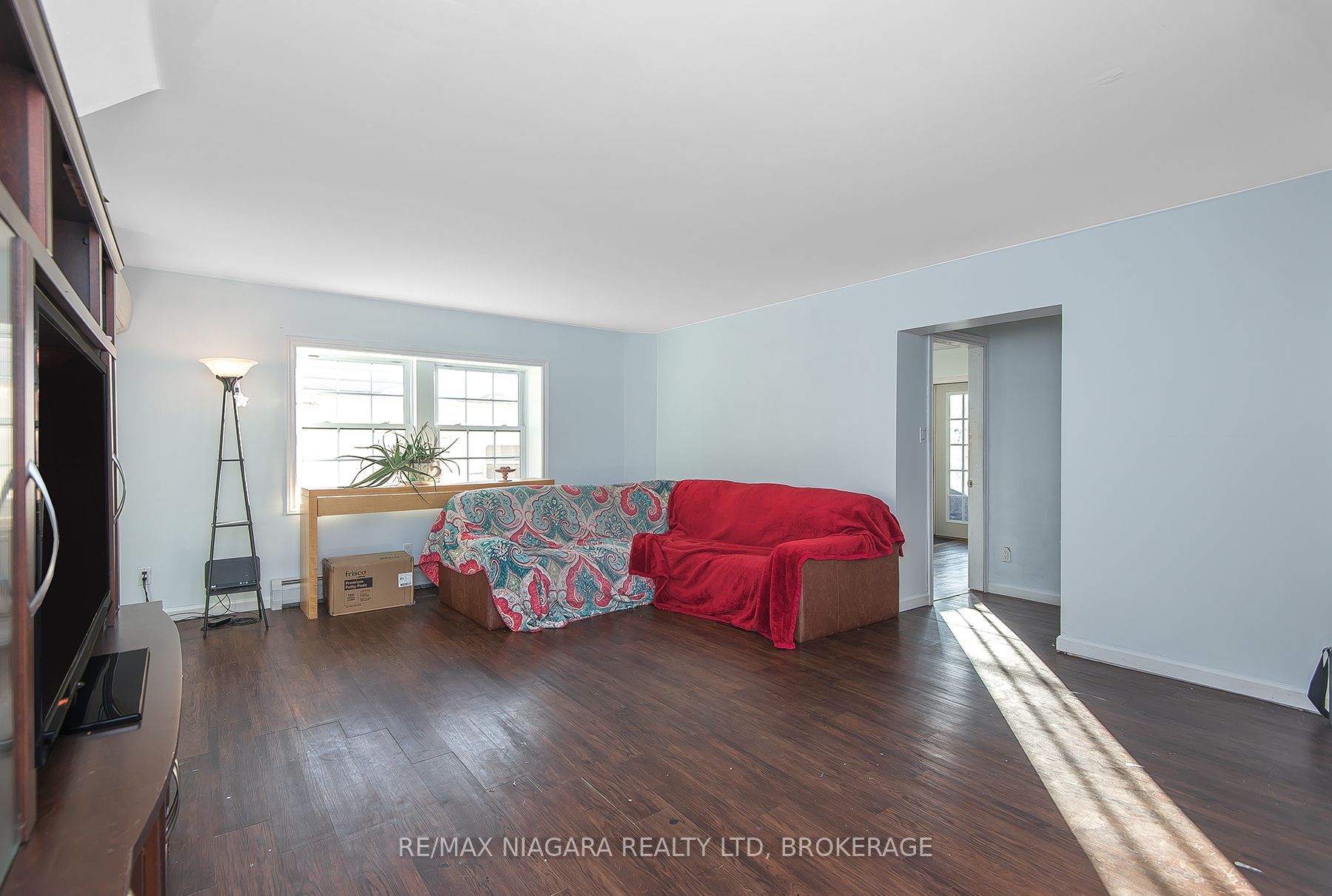 98 Chippawa Road Property Photo 15