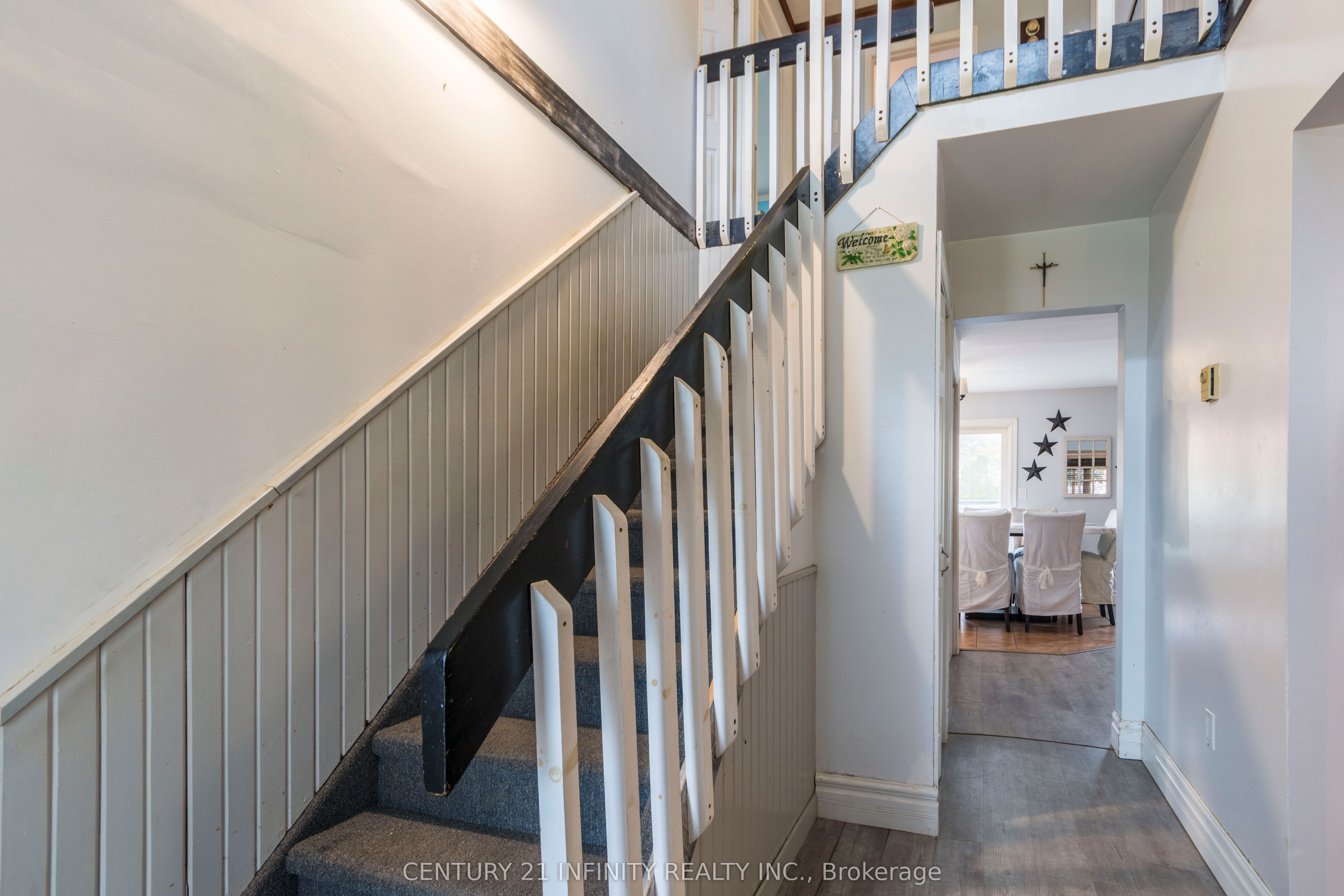 460 Pigden Road Property Photo 7