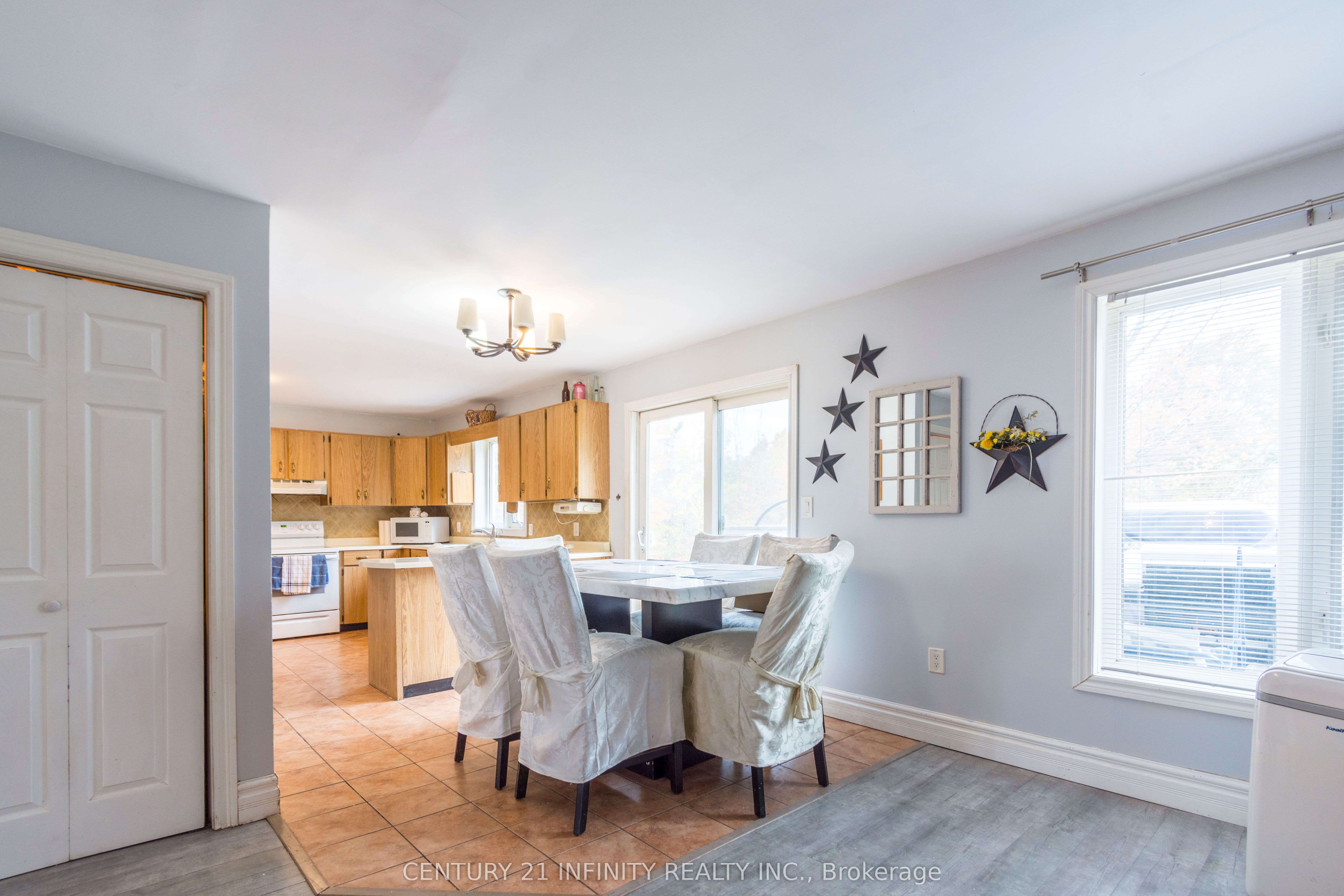 460 Pigden Road Property Photo 13