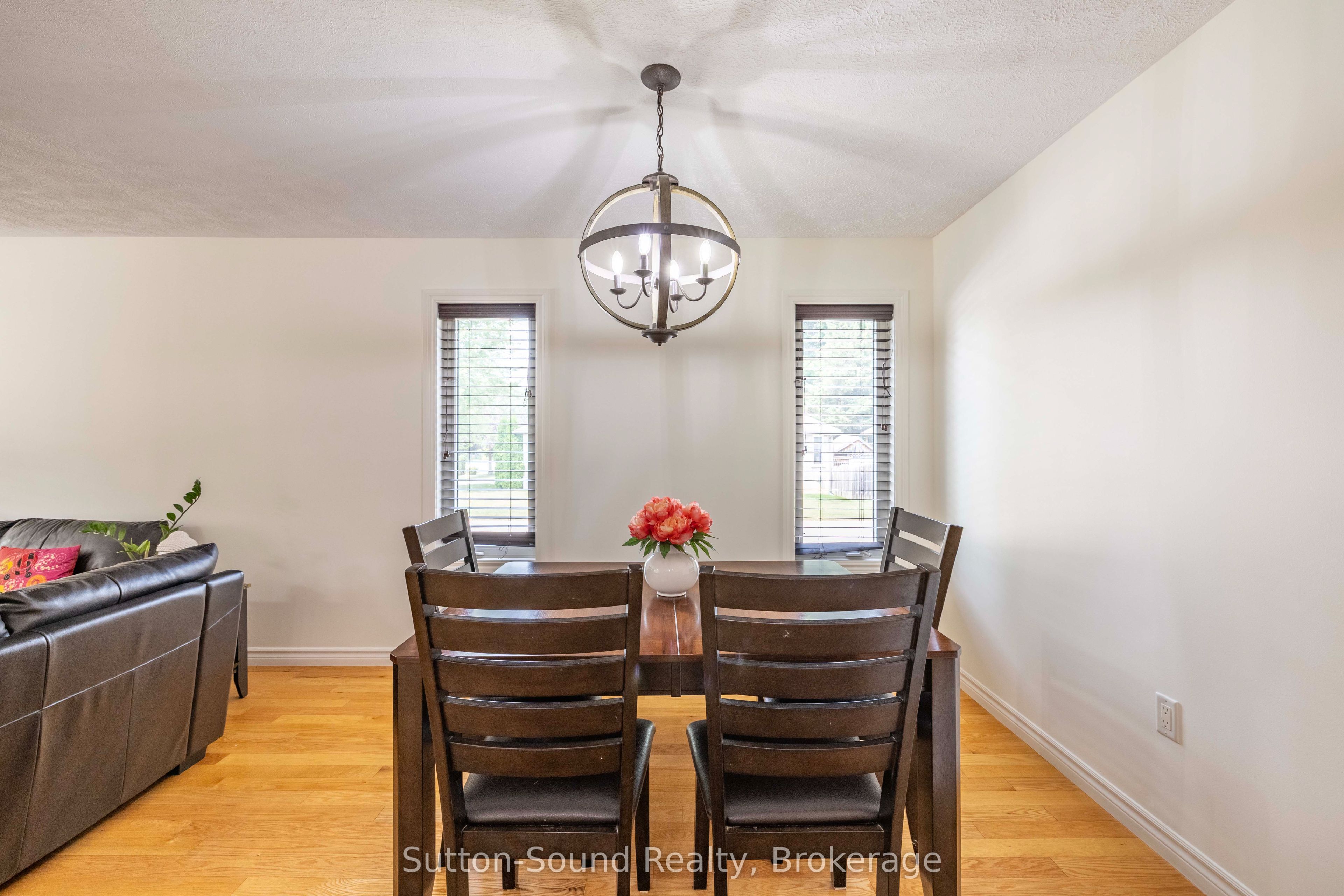 221 2nd Avenue W Property Photo 10
