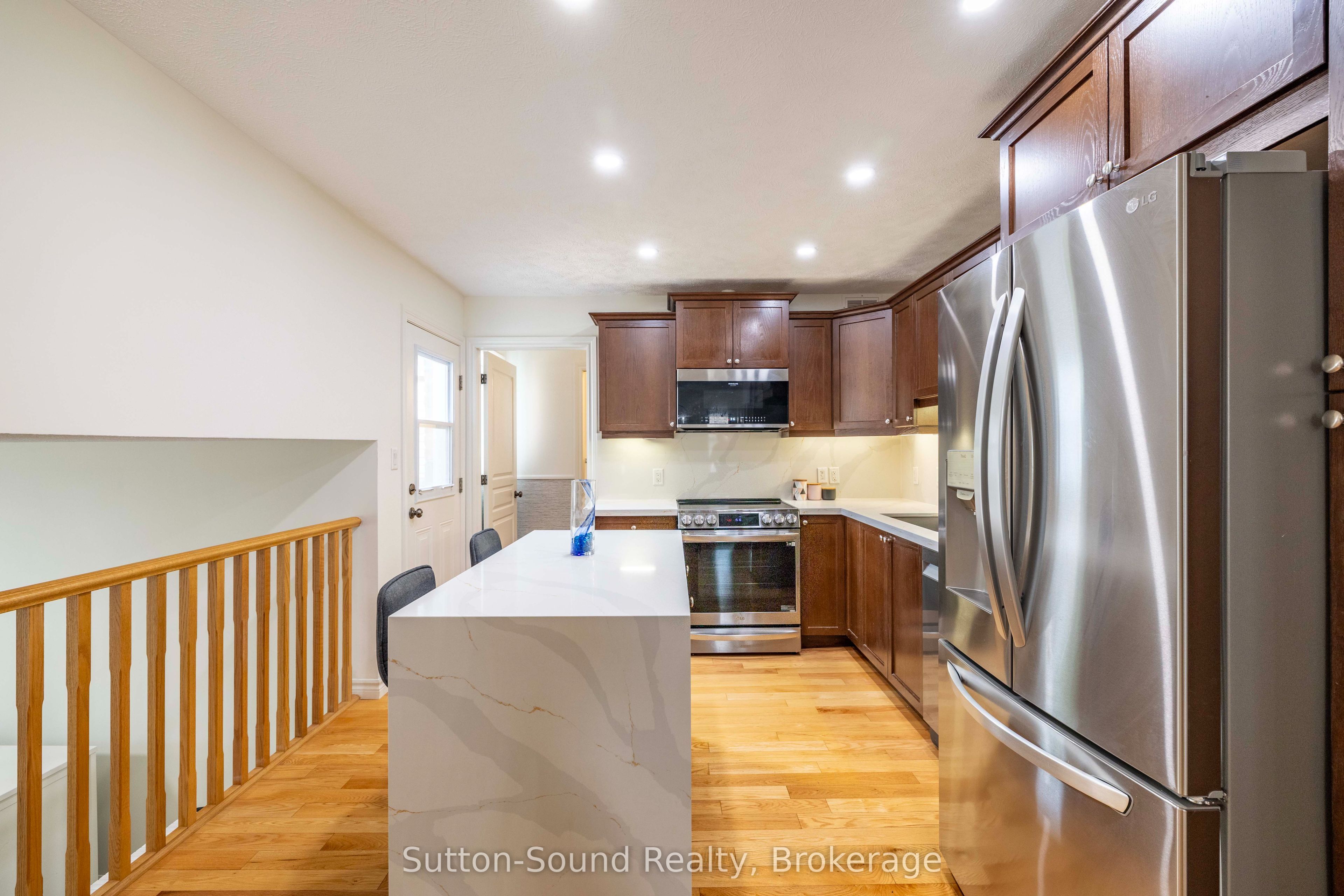 221 2nd Avenue W Property Photo 13