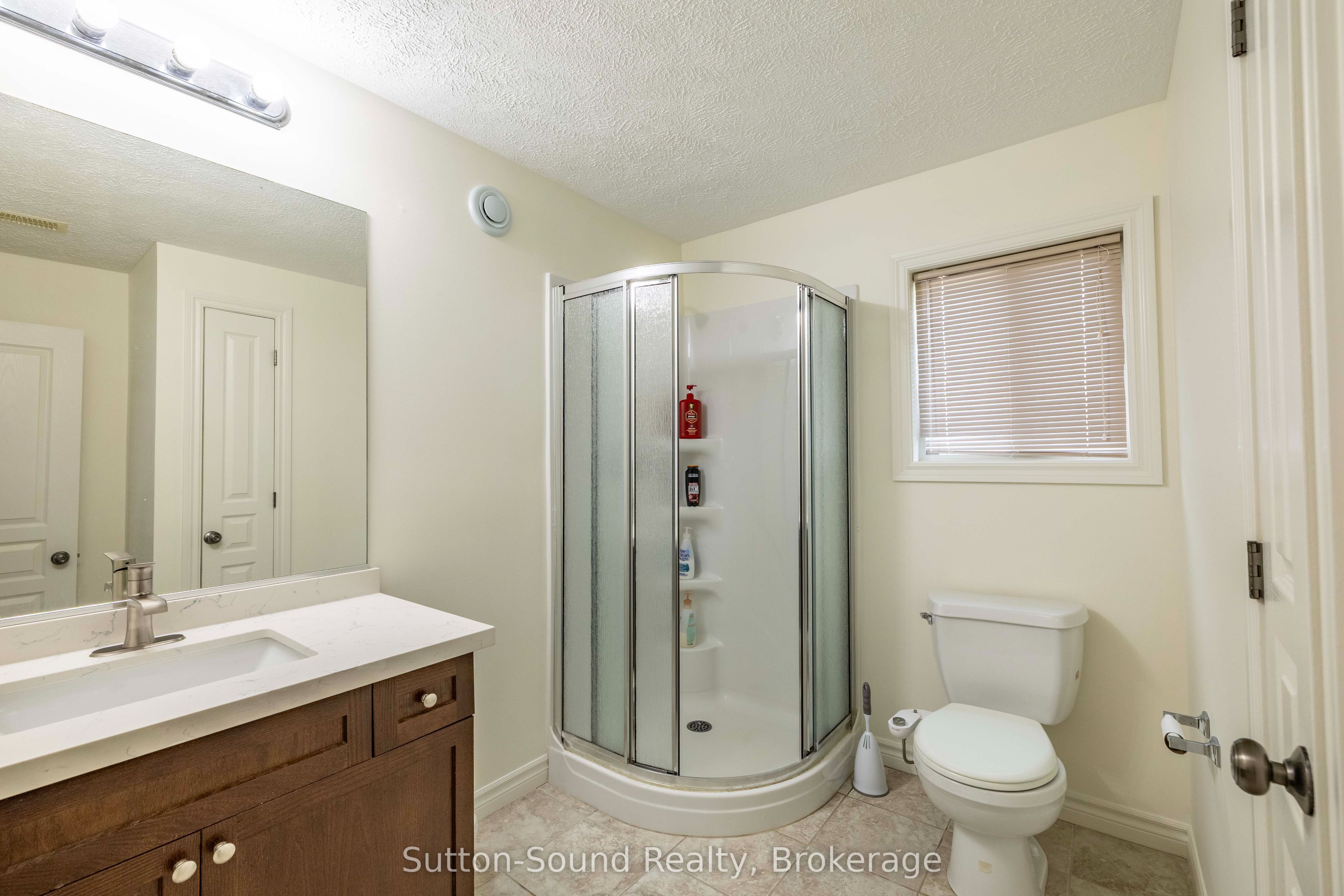 221 2nd Avenue W Property Photo 21