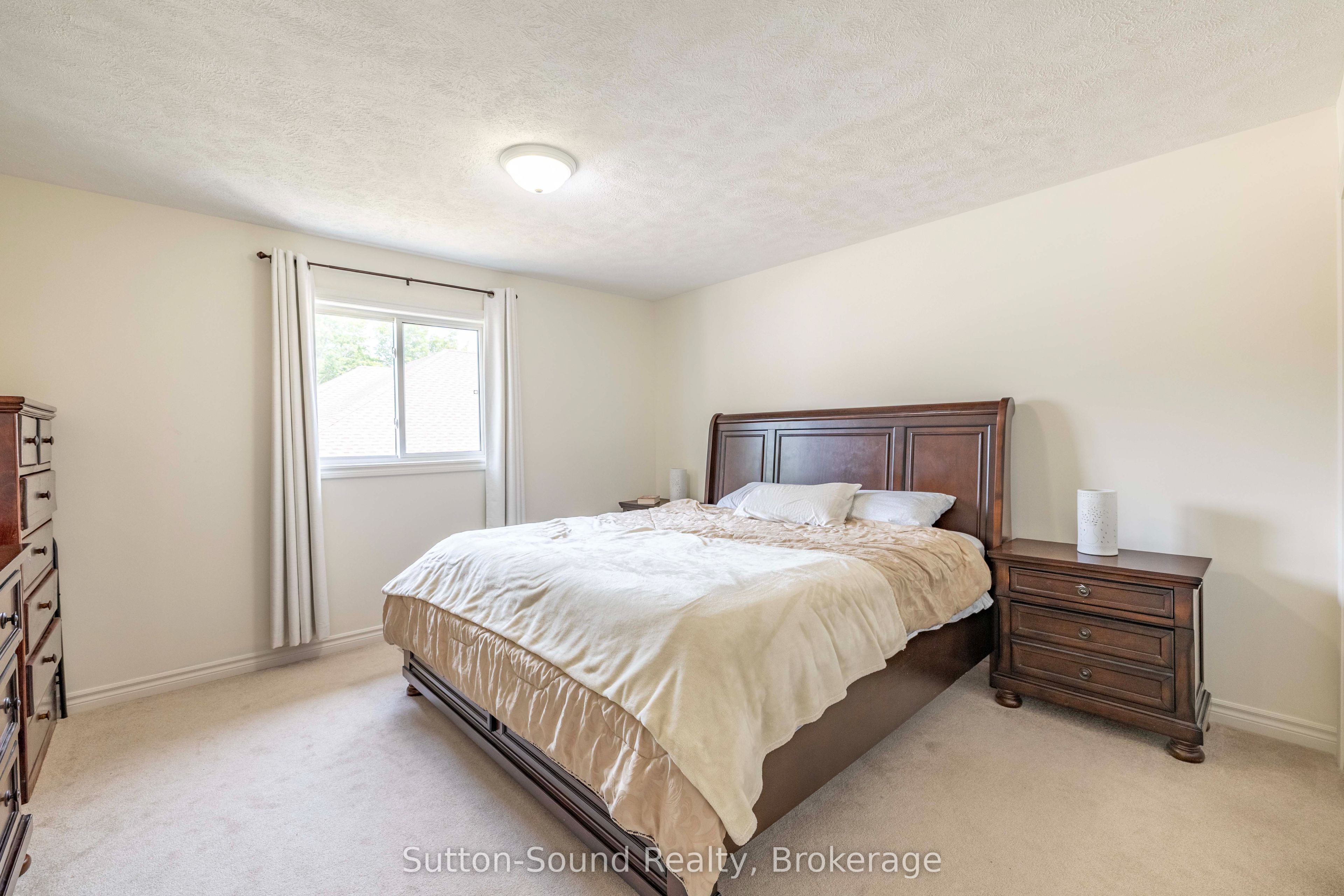 221 2nd Avenue W Property Photo 22