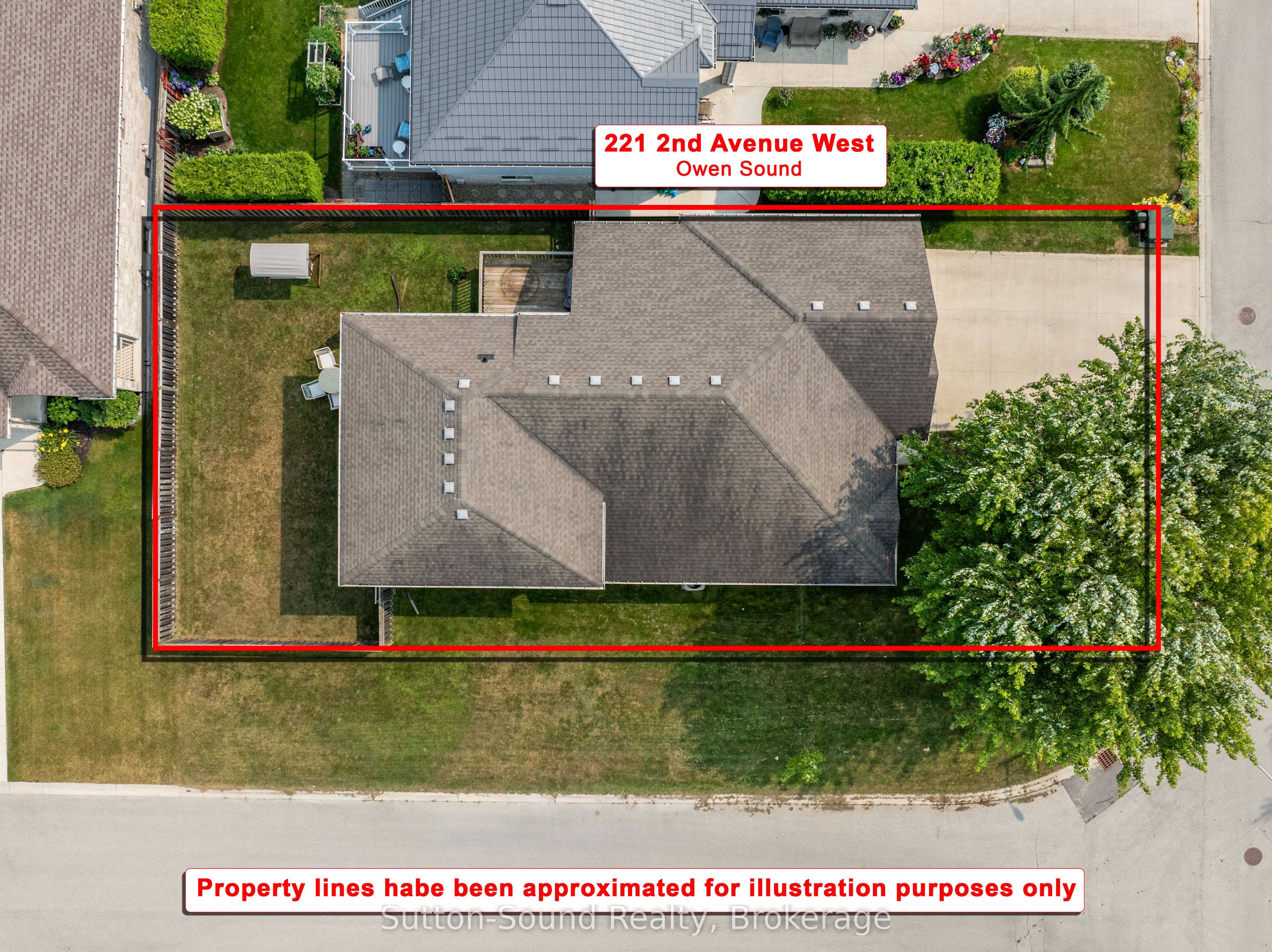 221 2nd Avenue W Property Photo 40