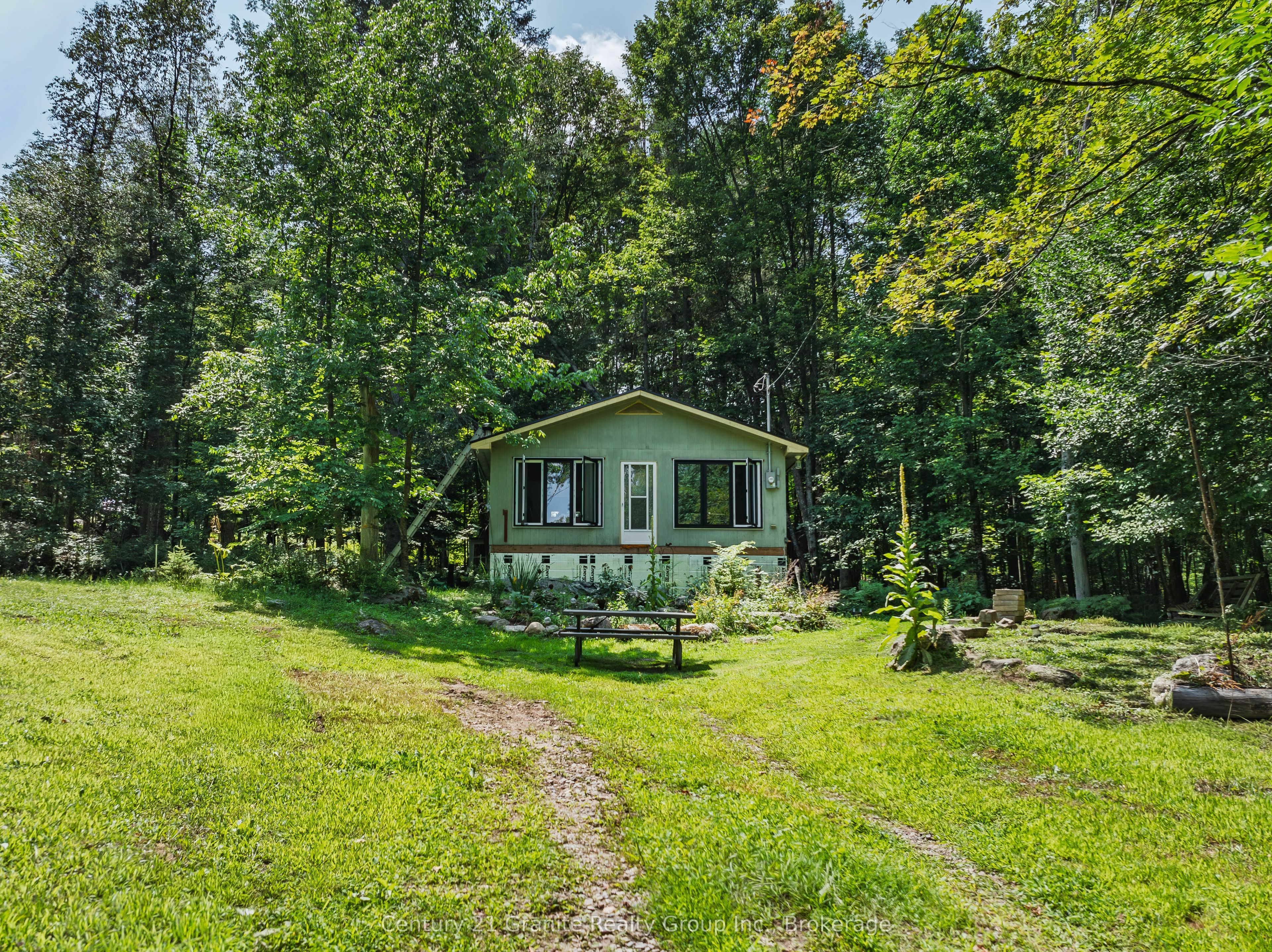 28 Dovers Hill Road Property Photo 1