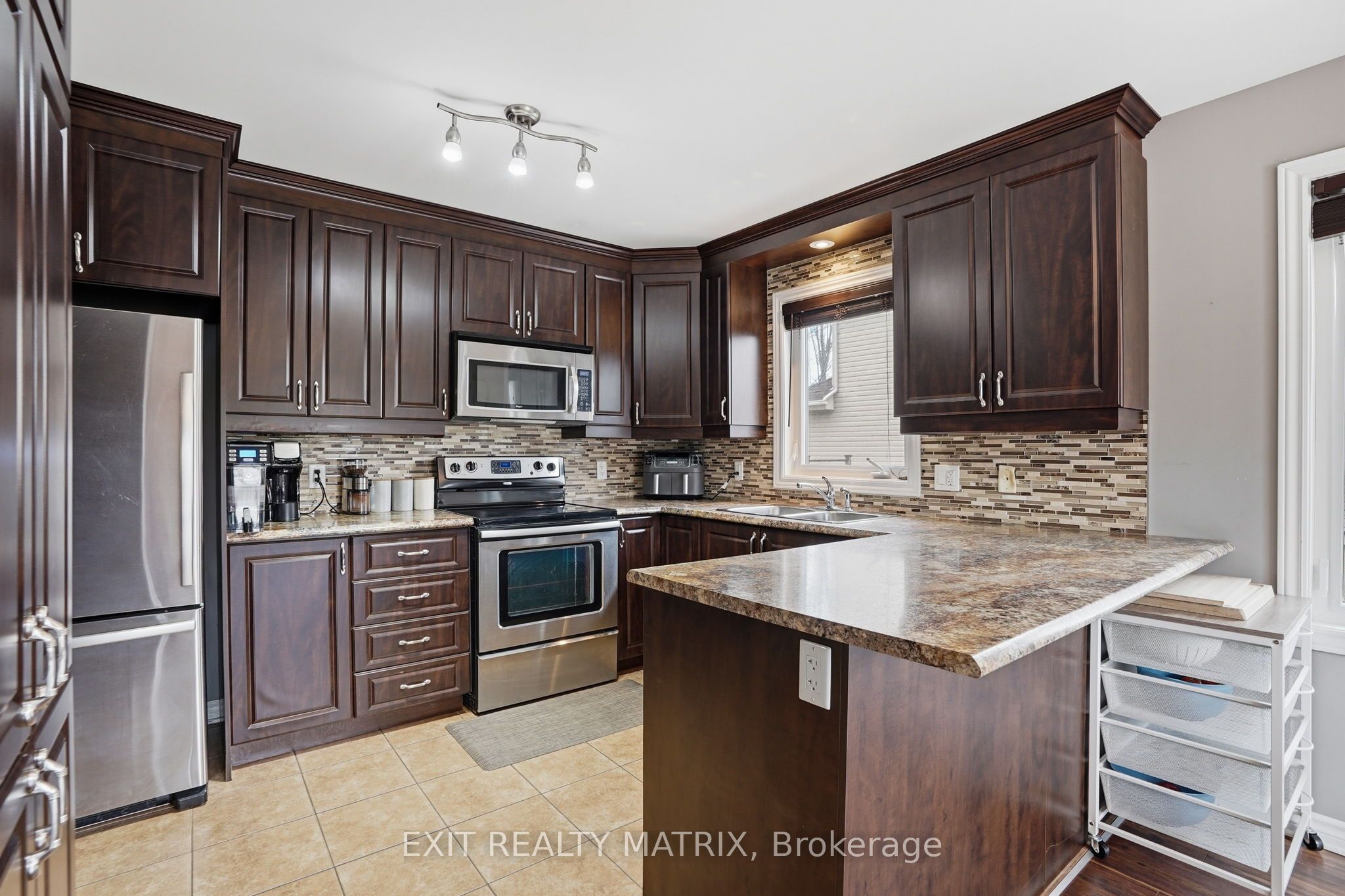 111 Brunet Street Property Photo 14