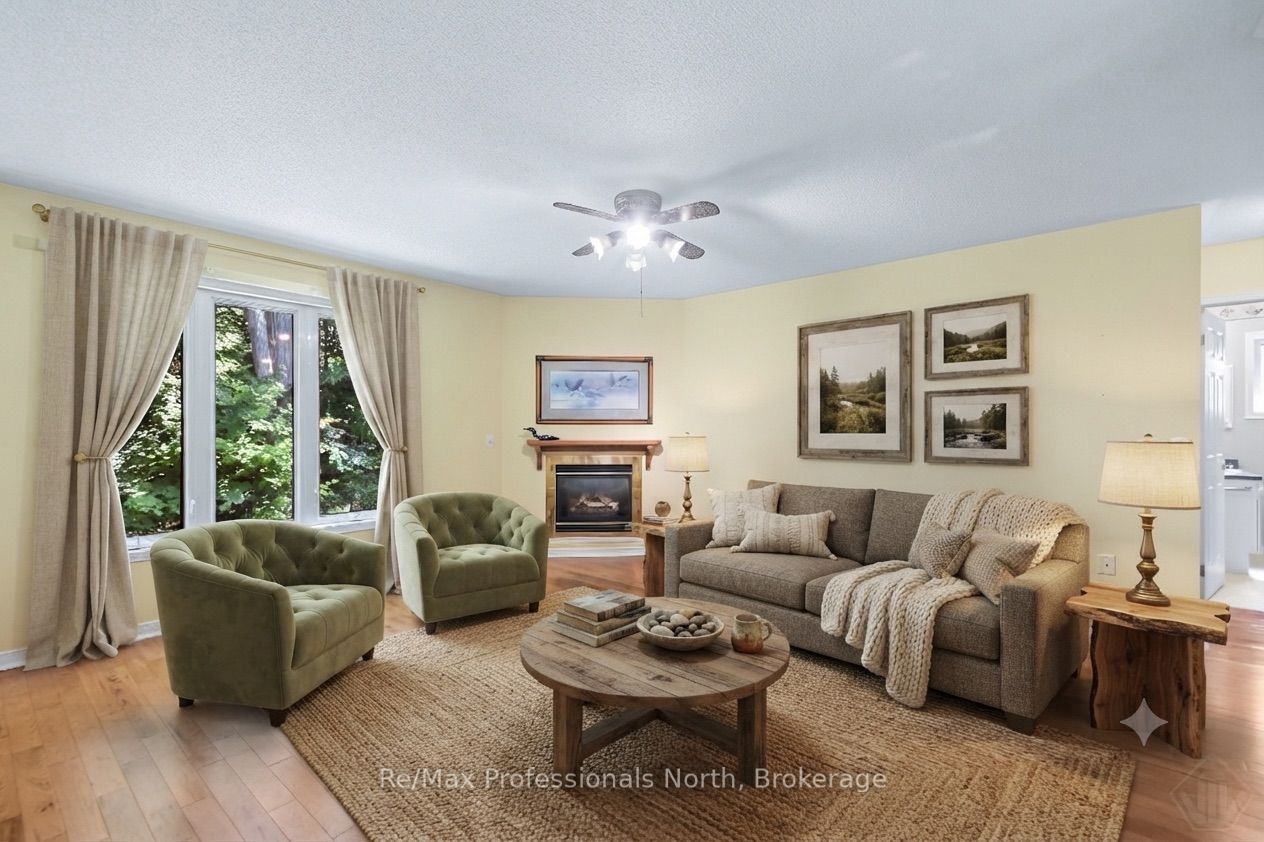 60 Pineridge Gate Property Photo 15