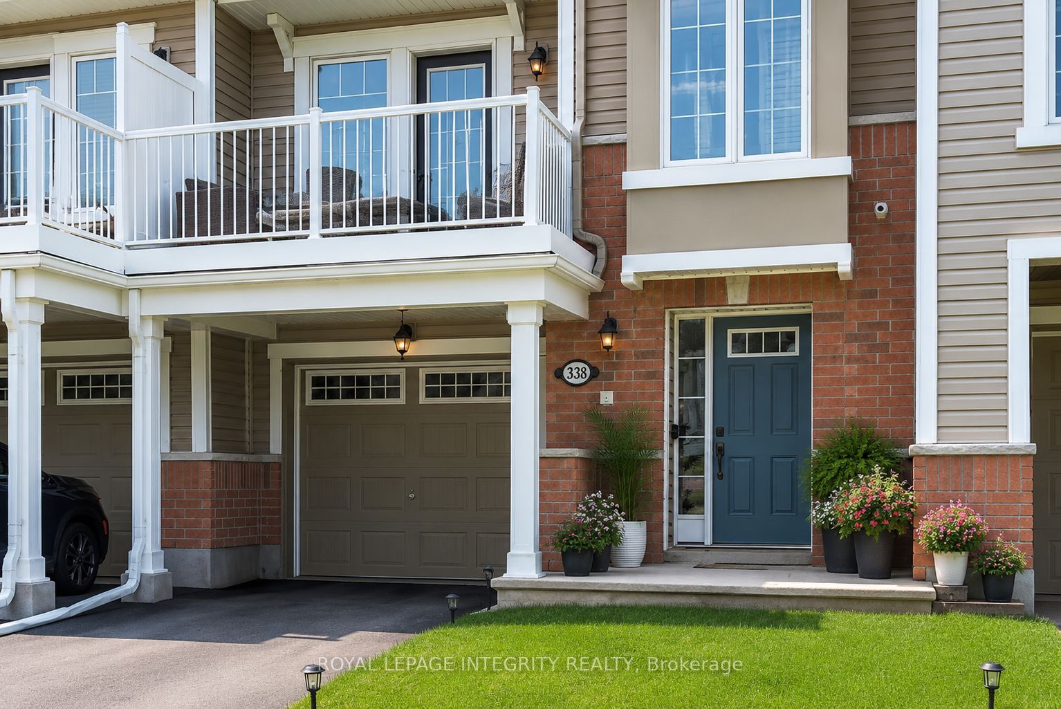 338 Pumpkinseed Crescent Property Photo 2