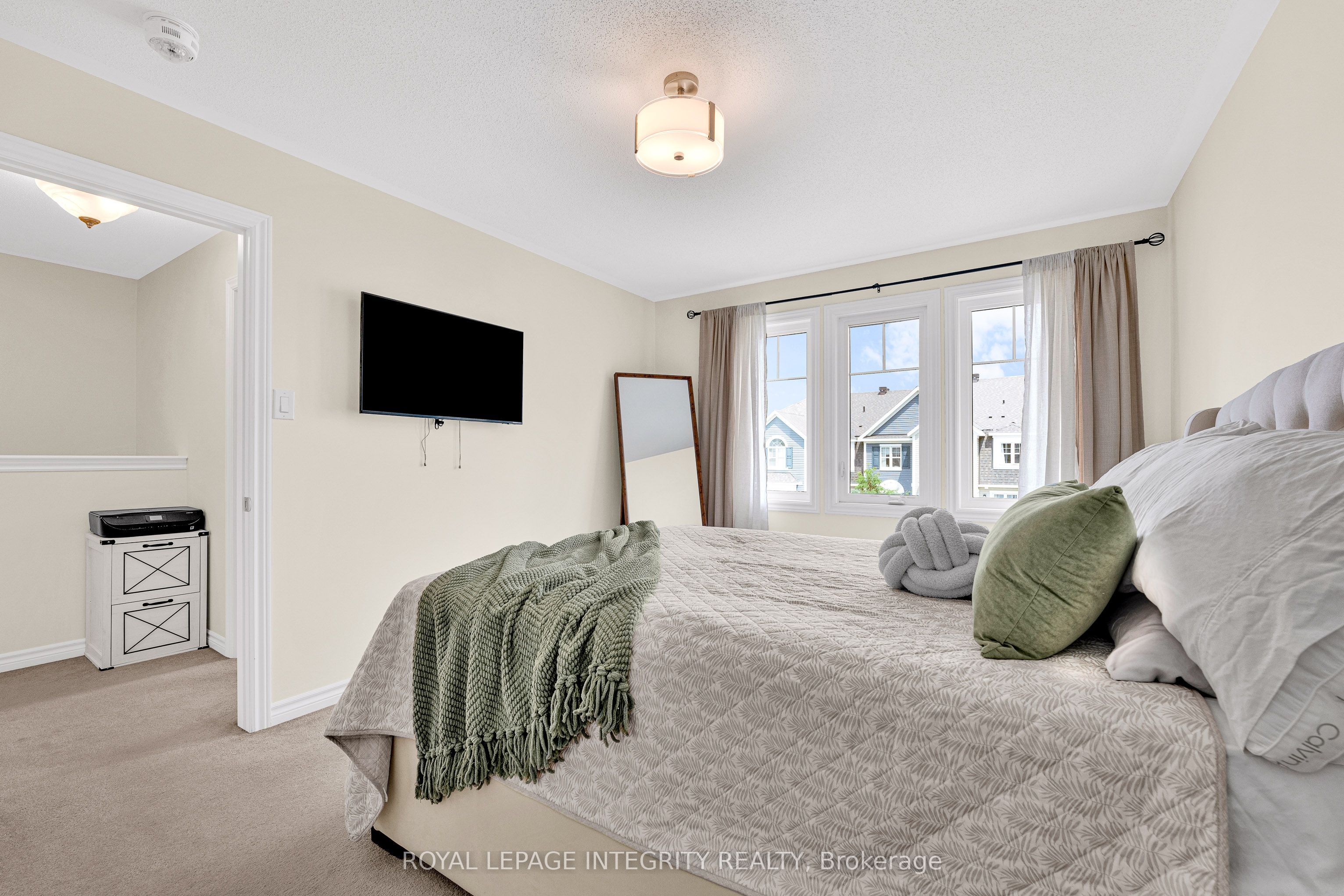 338 Pumpkinseed Crescent Property Photo 41