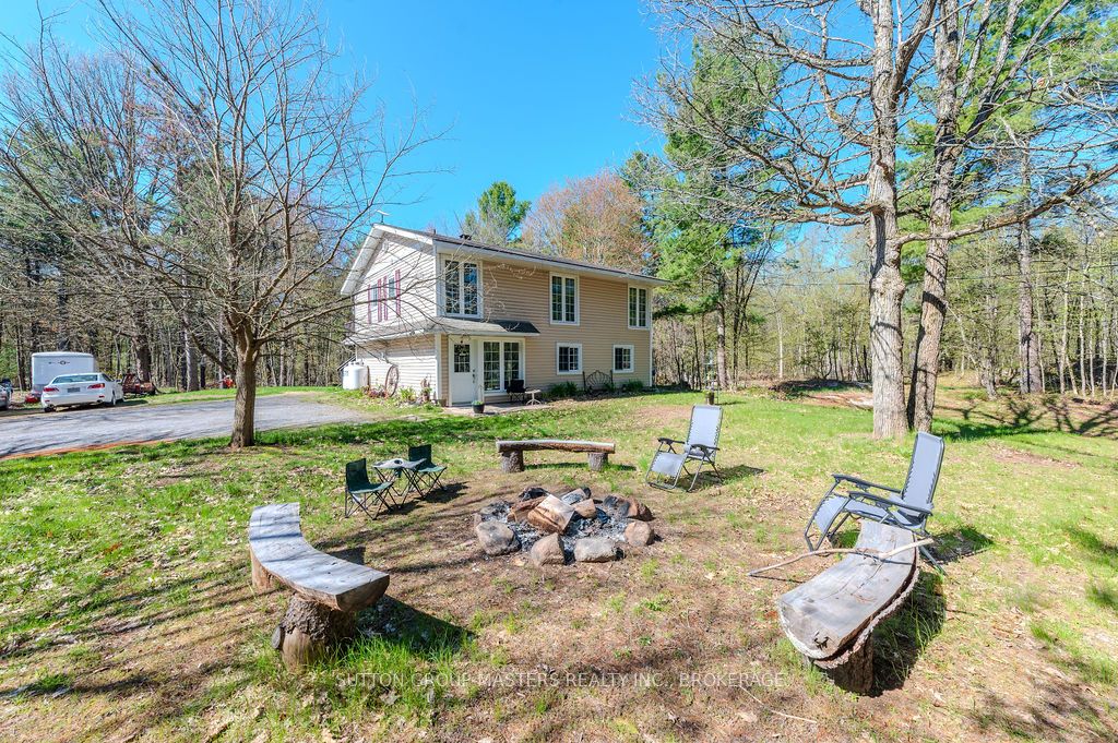 1839 Oak Flats Road Property Photo 2