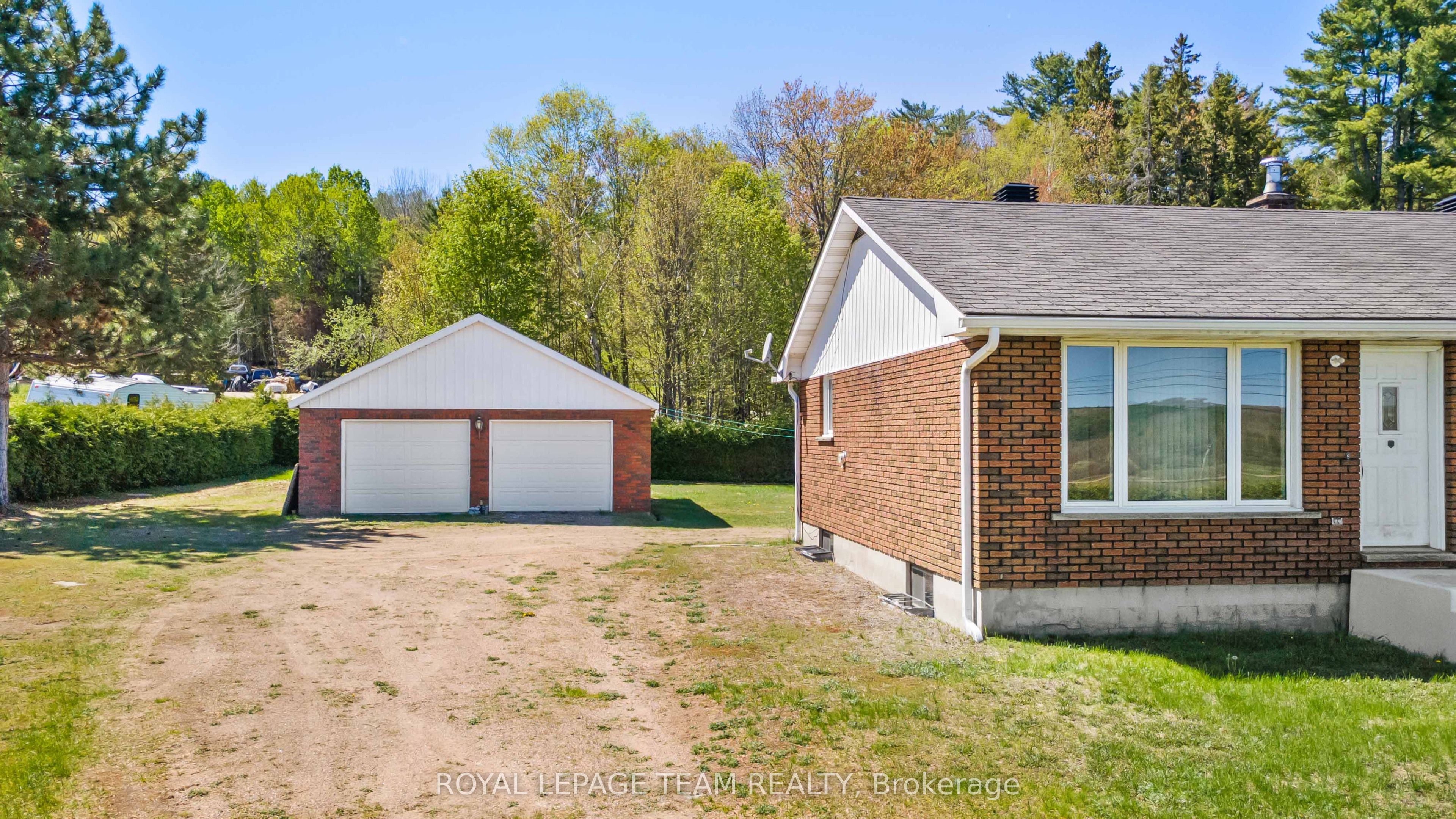 286 Siberia Road Property Photo 3