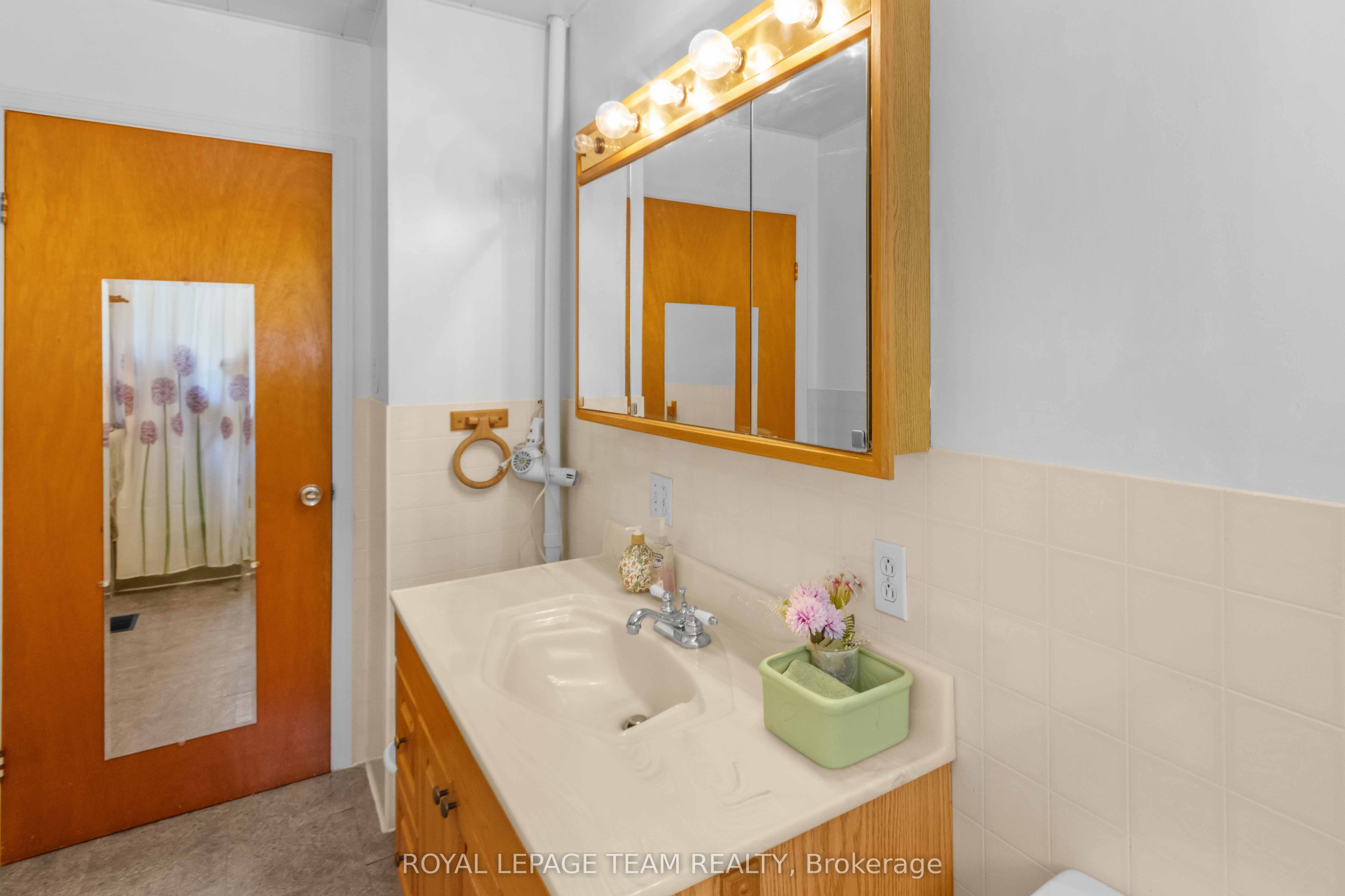 286 Siberia Road Property Photo 25
