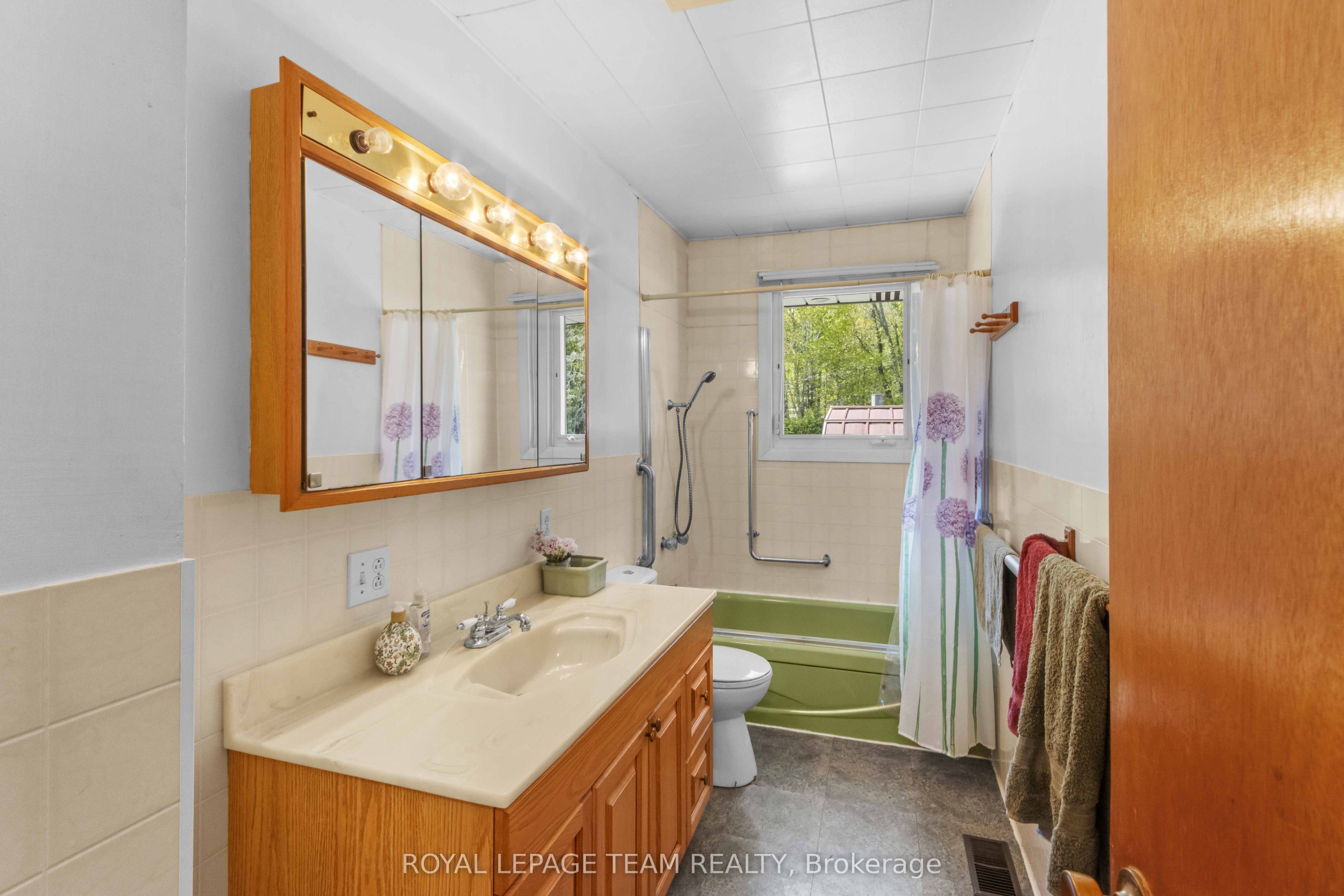 286 Siberia Road Property Photo 26