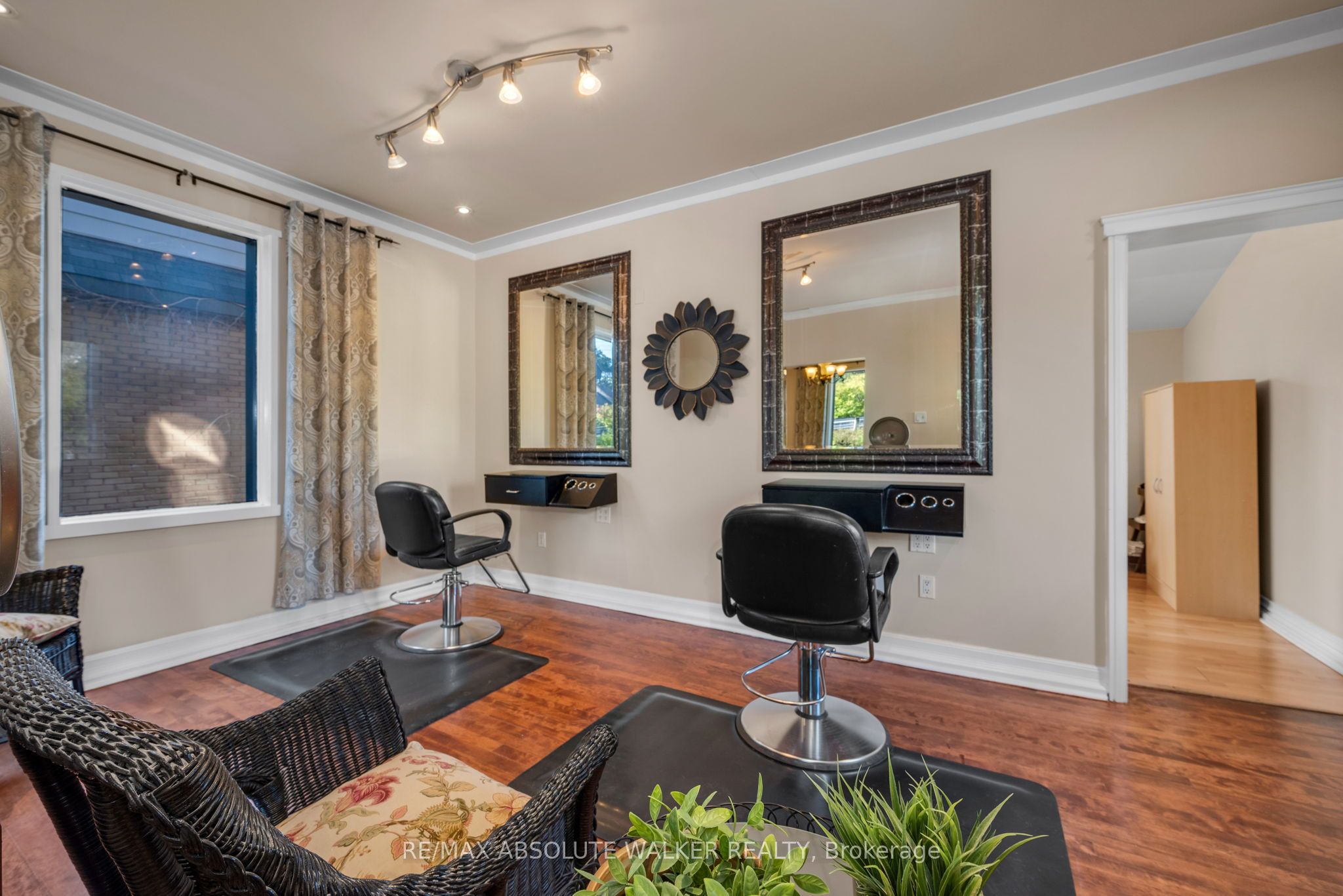 383 Danforth Avenue Property Photo 13