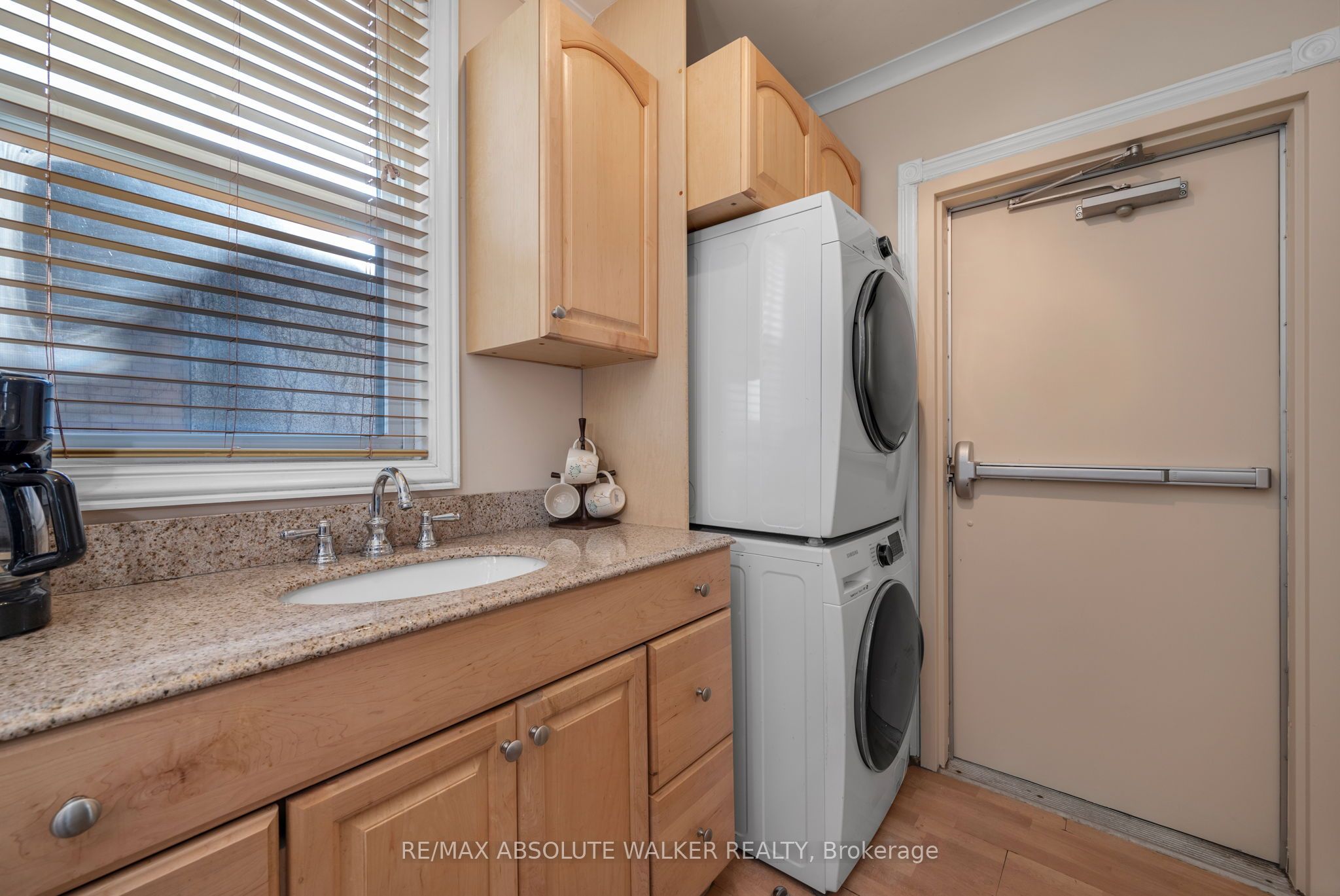 383 Danforth Avenue Property Photo 18