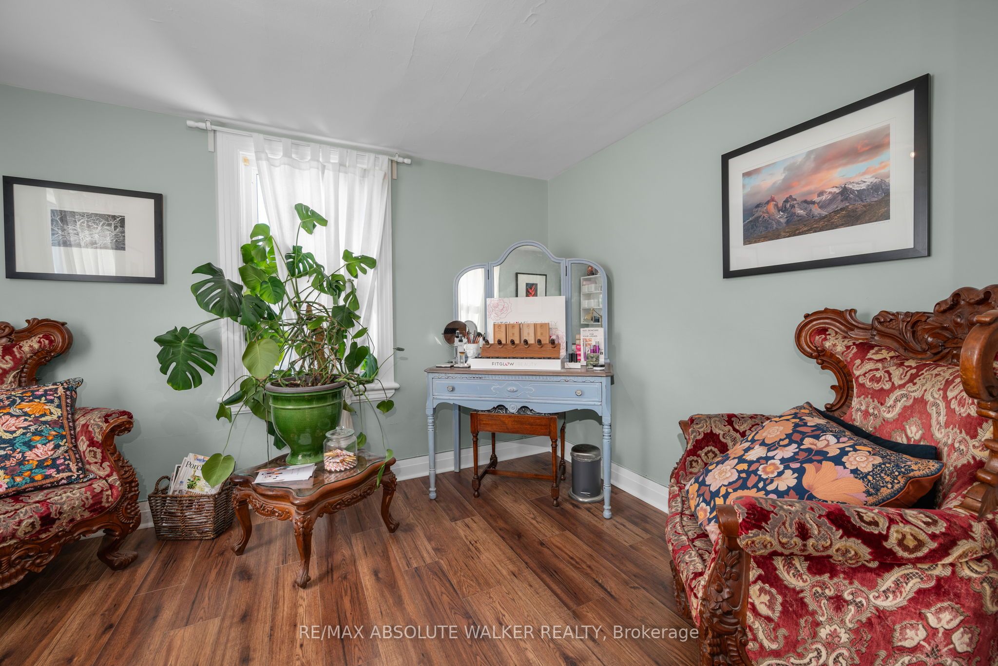 383 Danforth Avenue Property Photo 20