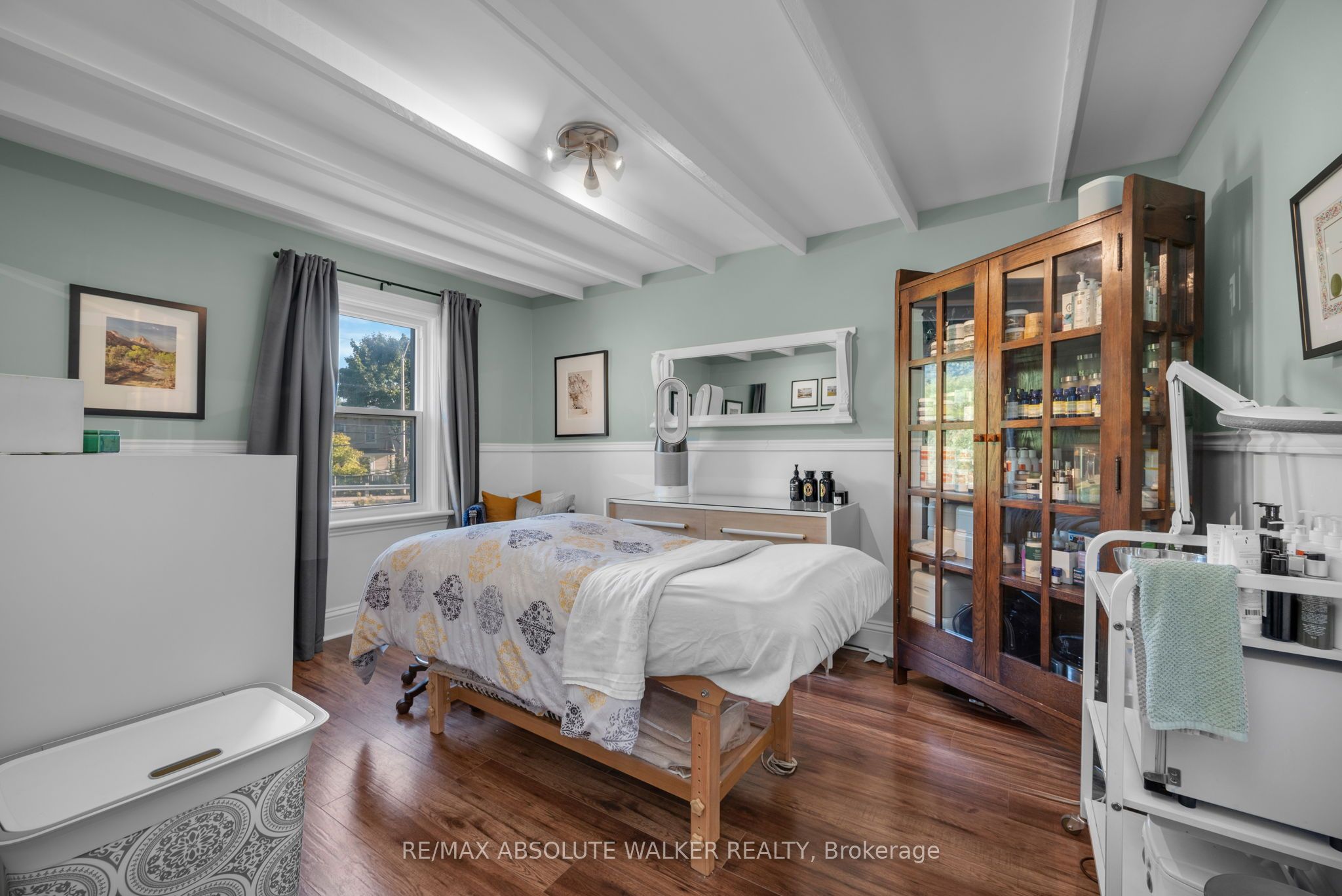 383 Danforth Avenue Property Photo 23