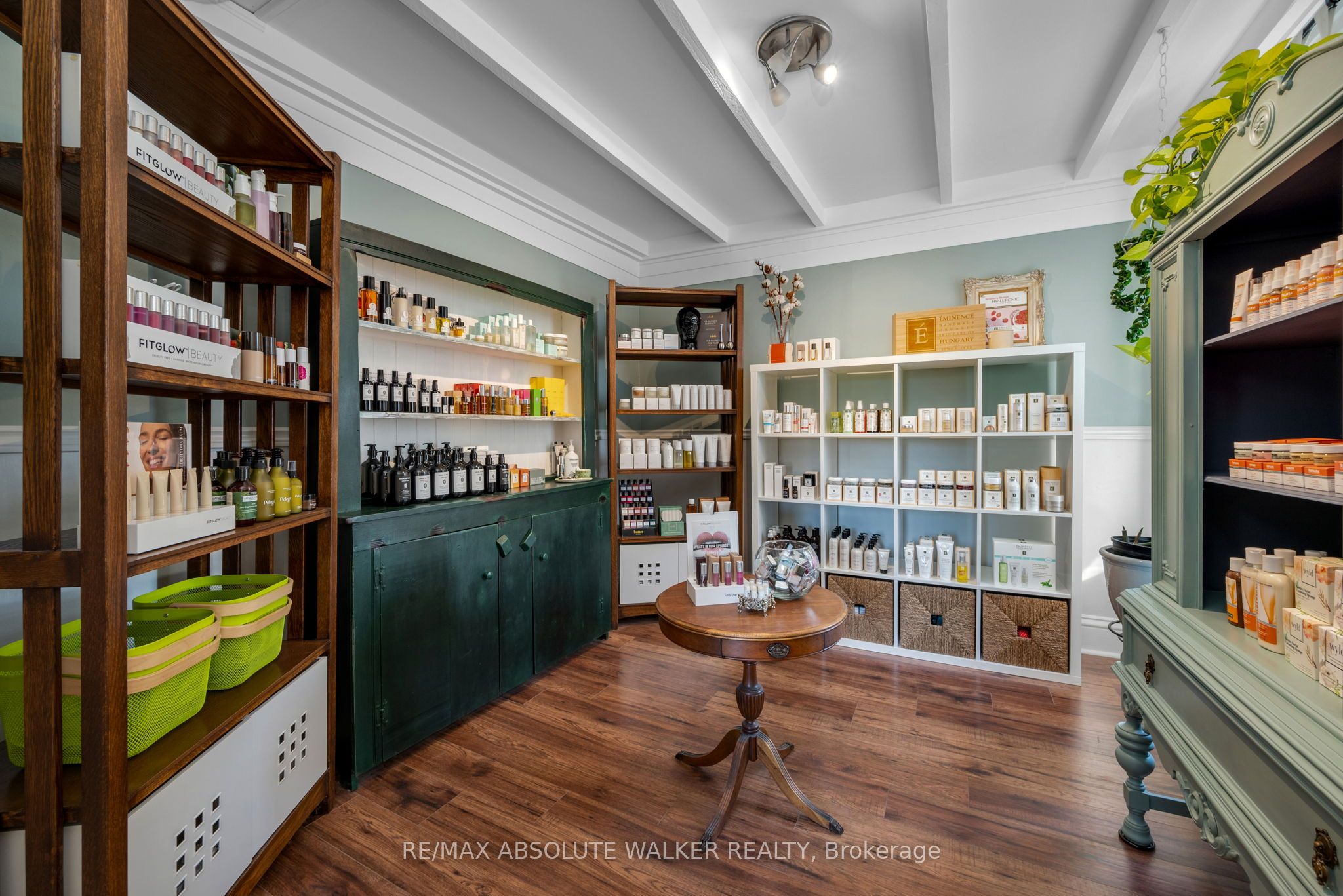 383 Danforth Avenue Property Photo 30